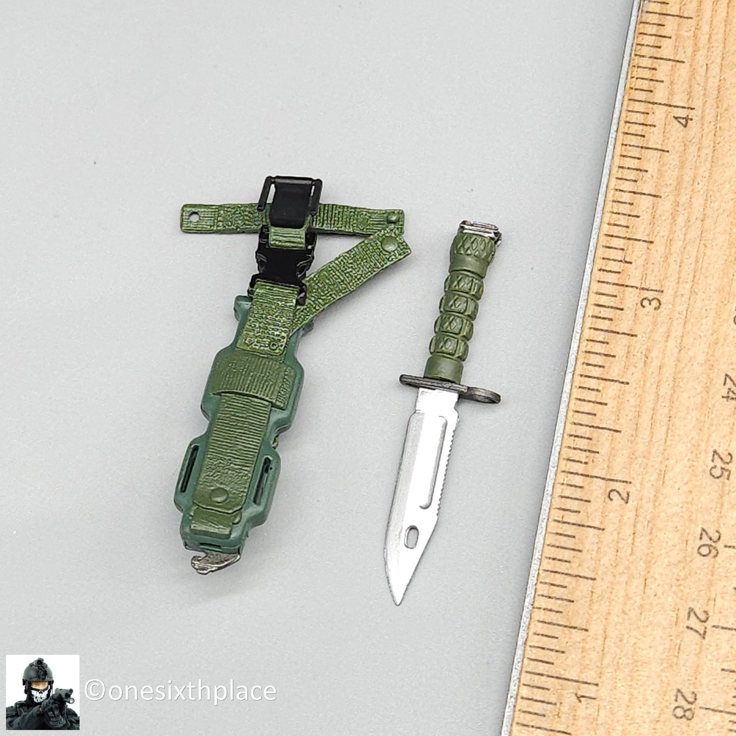 1:6 scale Dragon USMC Curtis M9 Bayonet Knife & Sheath for 12" Figures