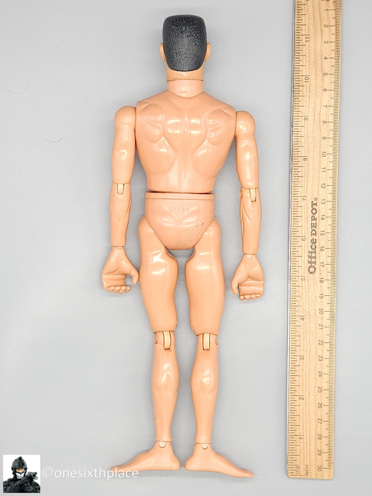 1:6 scale Hasbro GI Joe 1996 Male Body Black Flattop Hair Brown Eyes 12" Figure