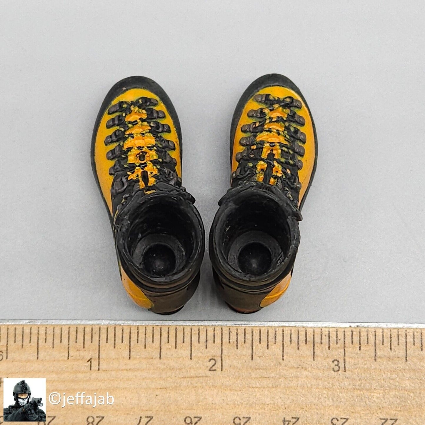 1:6 Hot Toys Special Forces Mountain Ops Sniper Cold Weather Boots  12" Figure