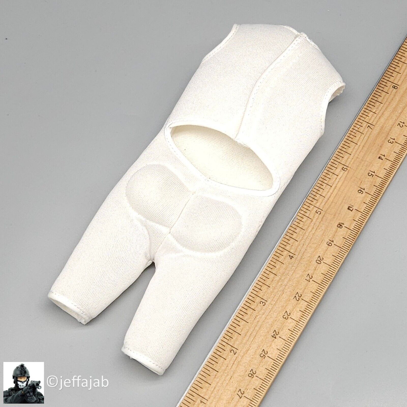 1:6 scale DiD WWII Sergeant Horvath Padded Bulking Suit for 12" Figures