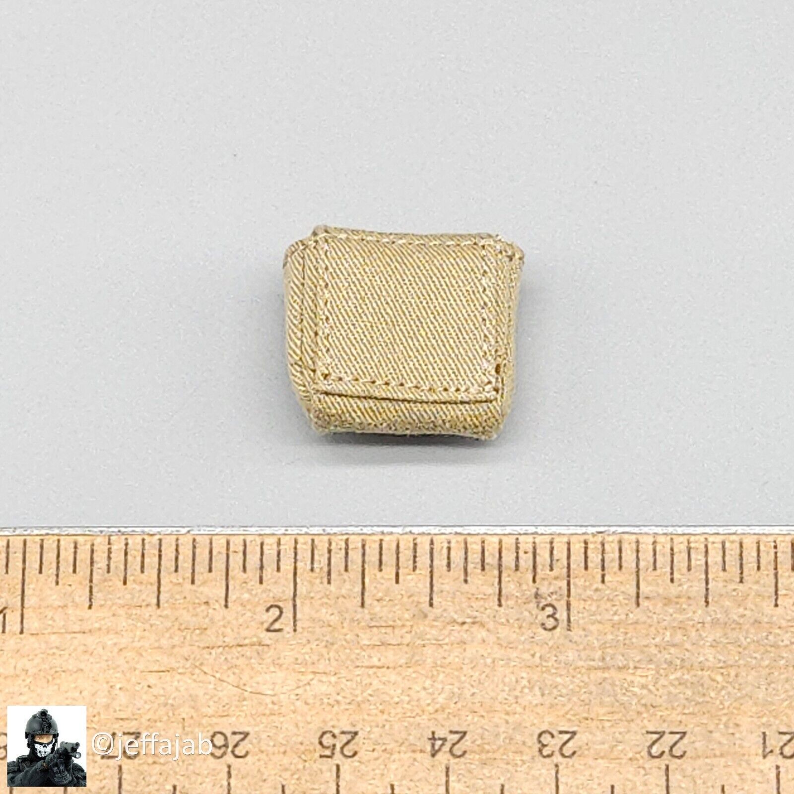 1:6 scale Soldier Story WWII US 101st Airborne Rigger Pouch (x1)