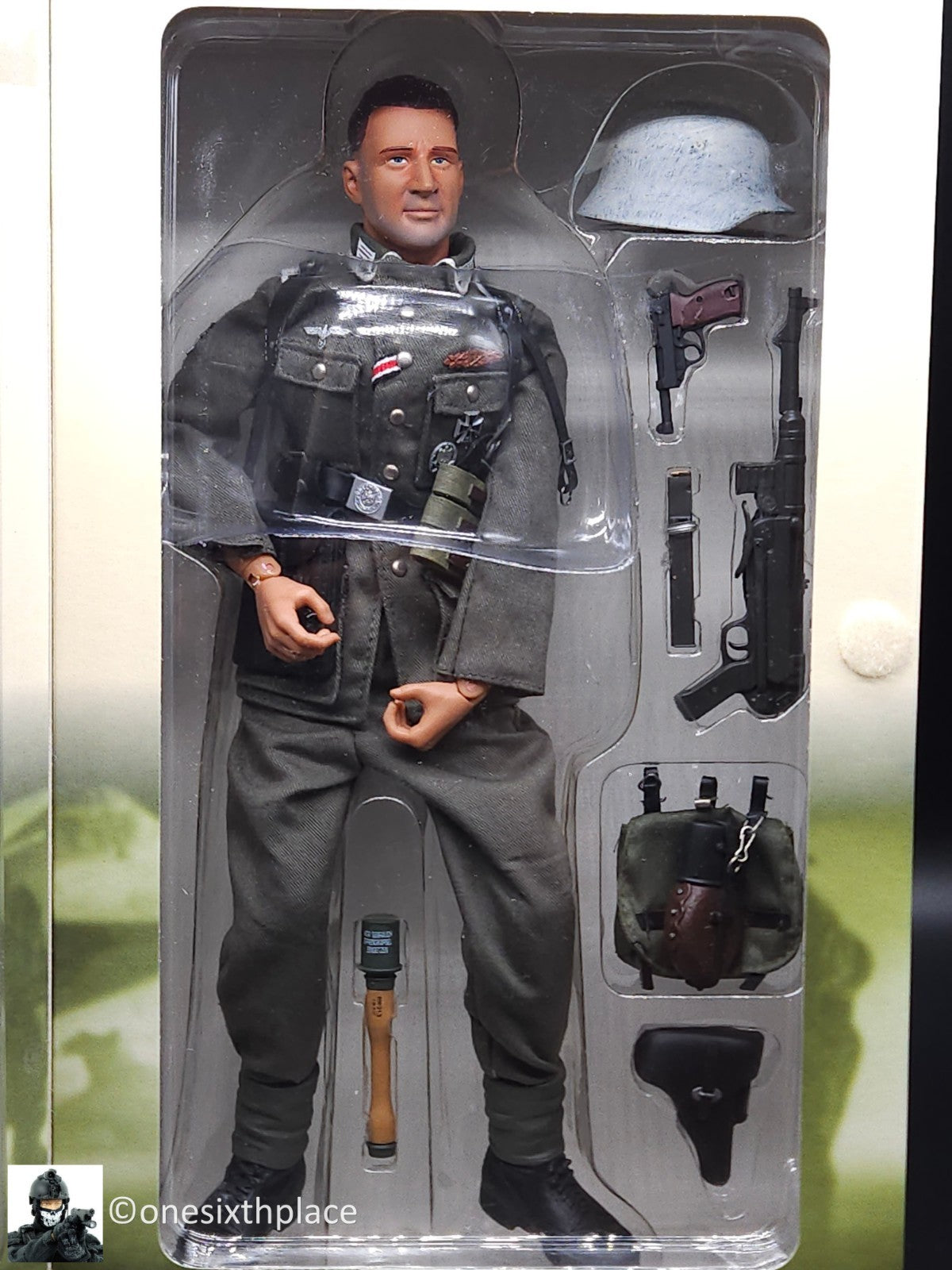 1:6 scale Dragon WWII German Wehrmacht Panzerjager NCO Gerhard UML 12" Figure