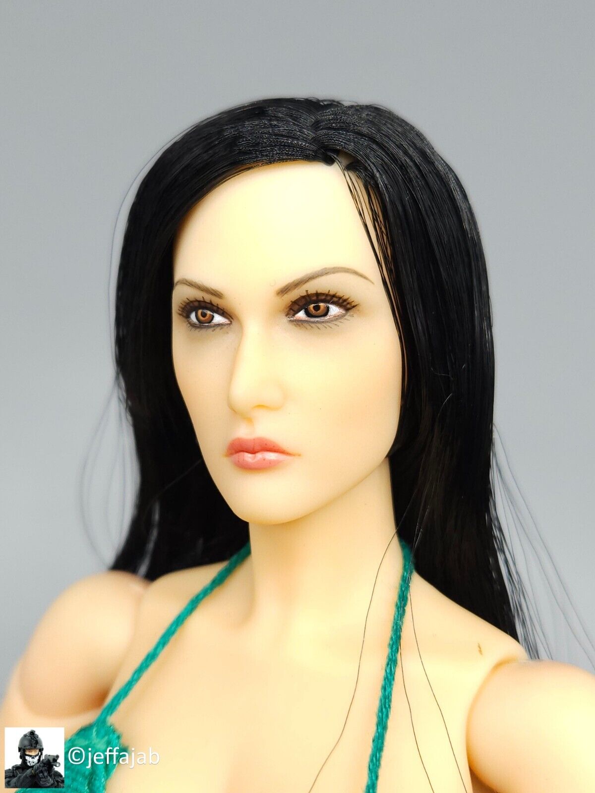 1:6 Triad Toys Otaku 1.2 Brunette Female Head Sculpt for 12" Figures