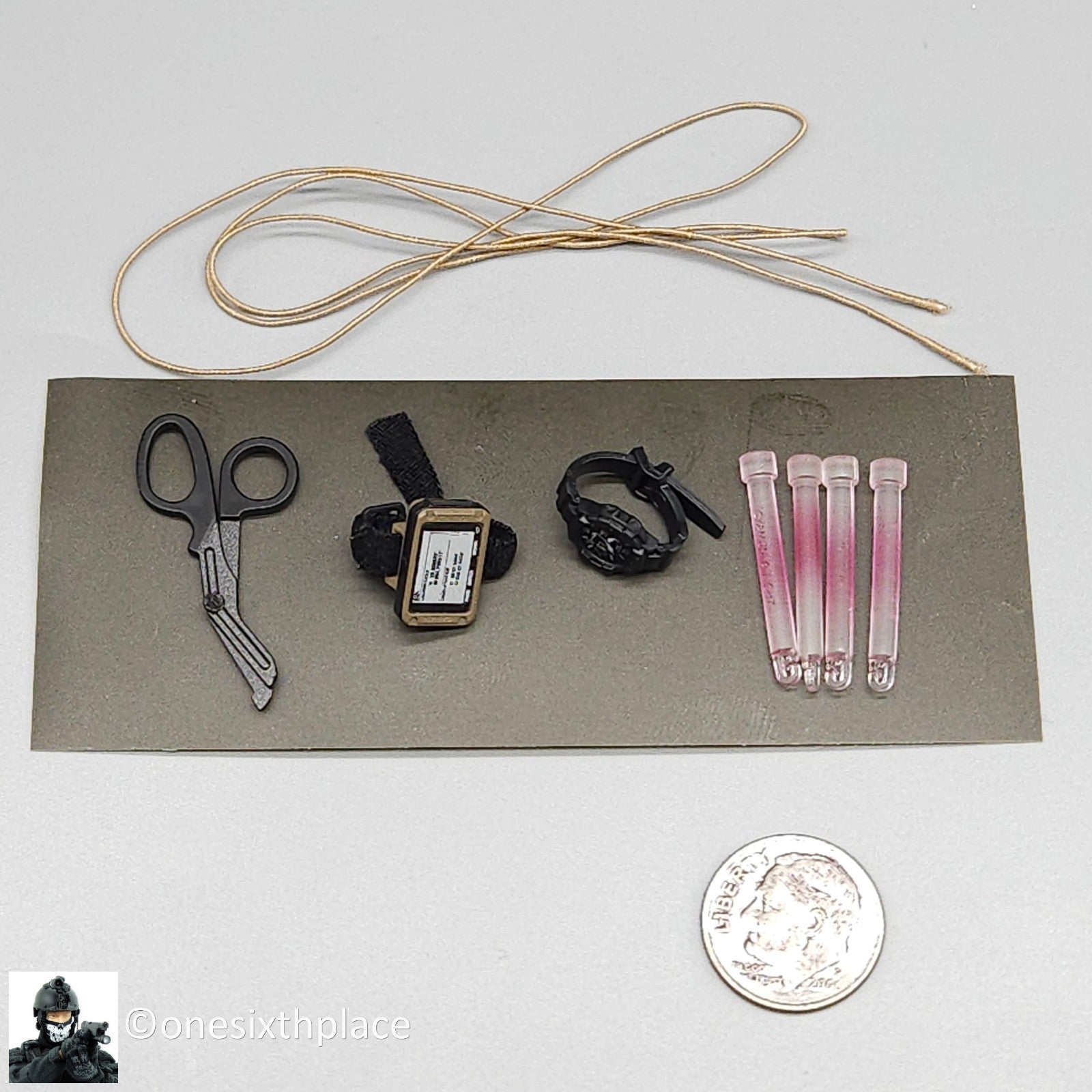 1:6 scale Easy & Simple Coalition Forces British SAS GPS Watch Scissors Set