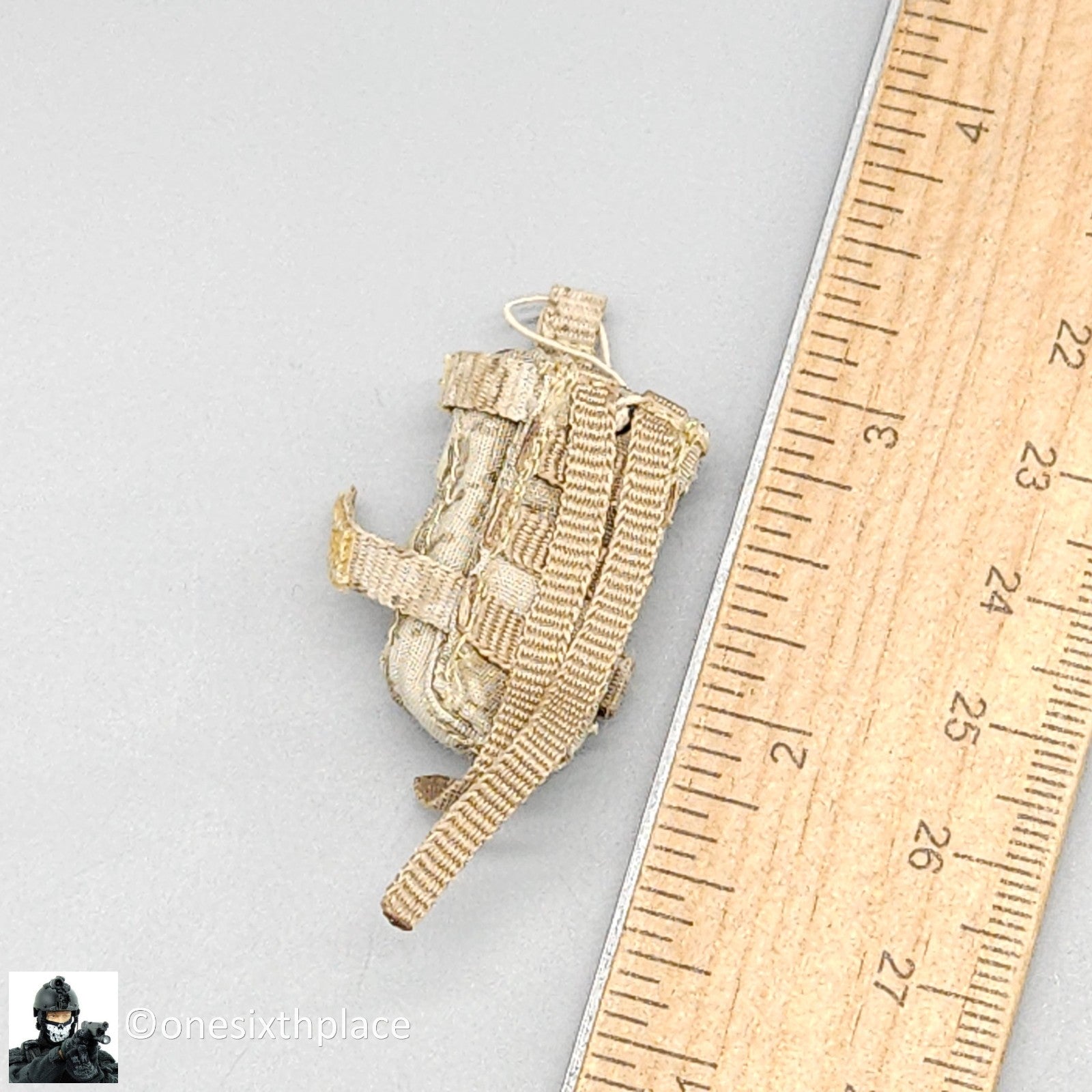 1:6 scale AOR1 Camo MITBR Radio Pouch for 12" Figures