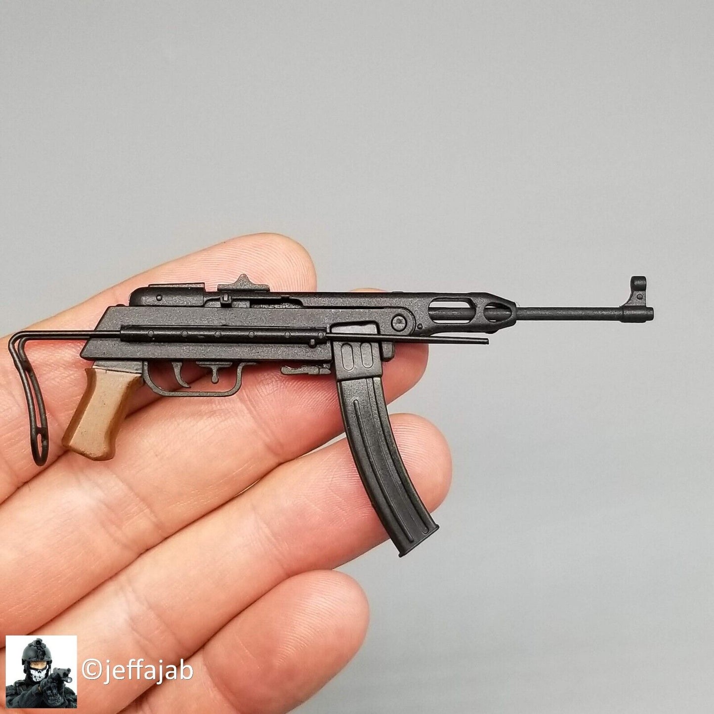 1:6 Ujindou Female Viet Cong Guerilla K-50M Submachine Gun for 12" GI Joe NVA