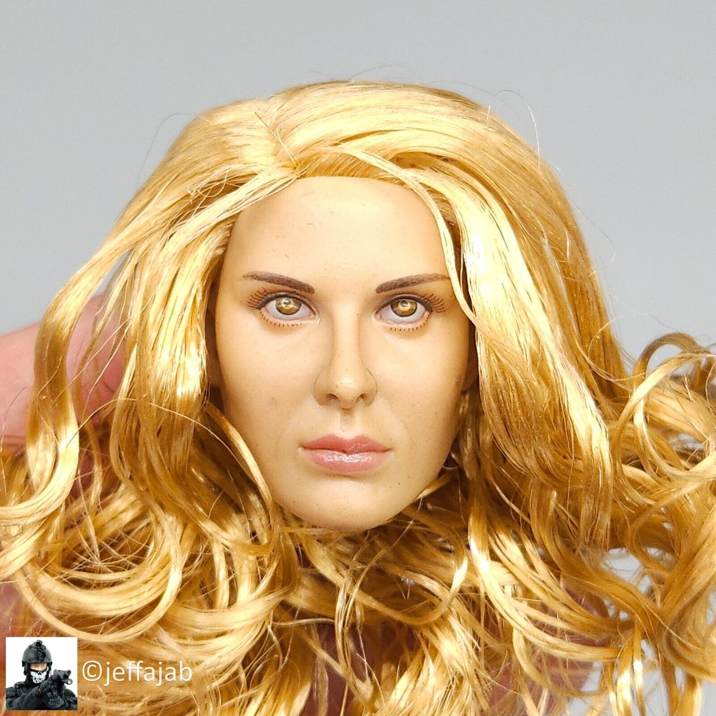 1:6 Flirty Girl Female Blond Hair Head Sculpt #2 (Med Tan Skin Tone) 12" Figures