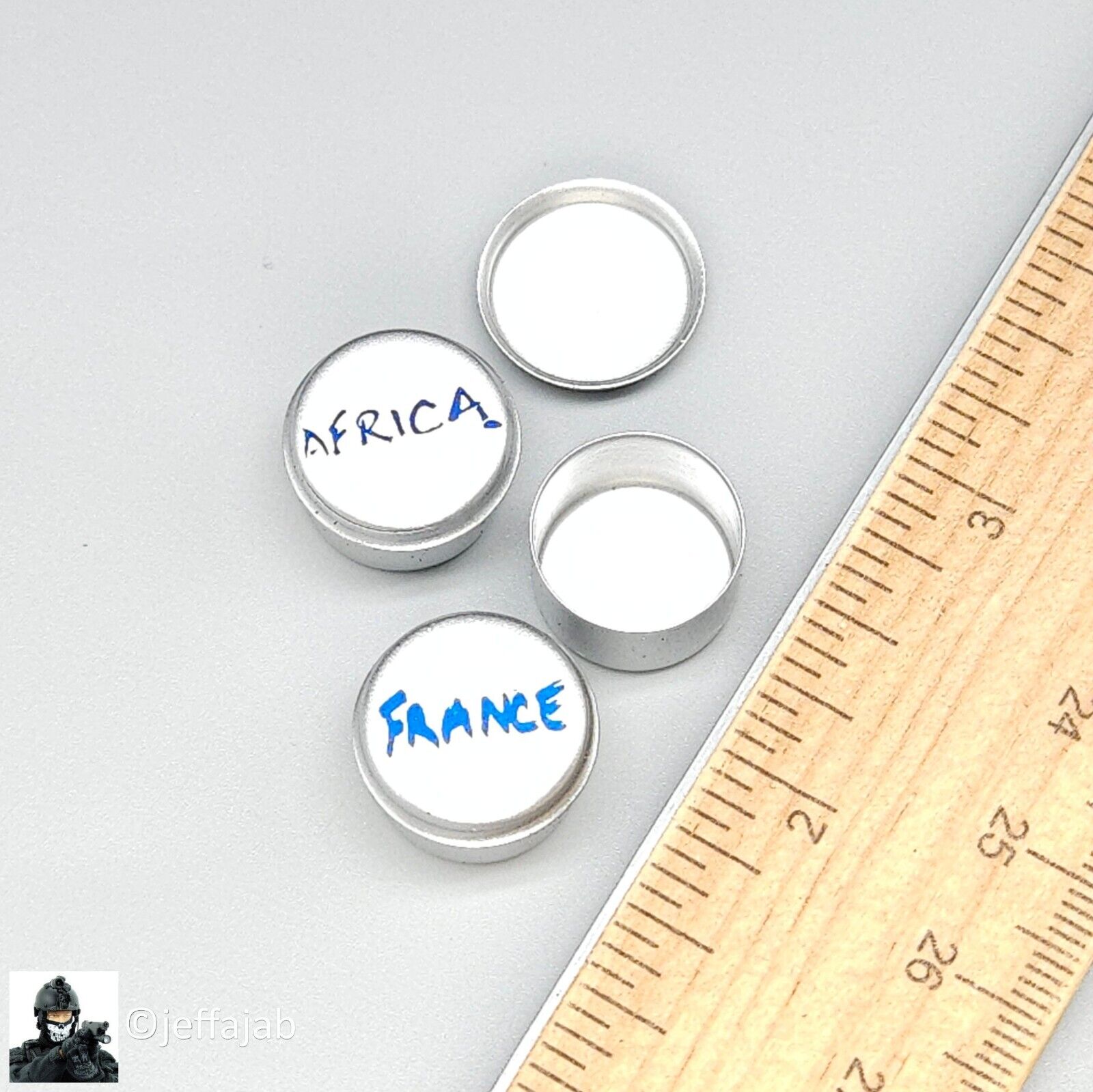 1:6 scale DiD WWII Sergeant Horvath Metal Tin Canister Set for 12" Figures