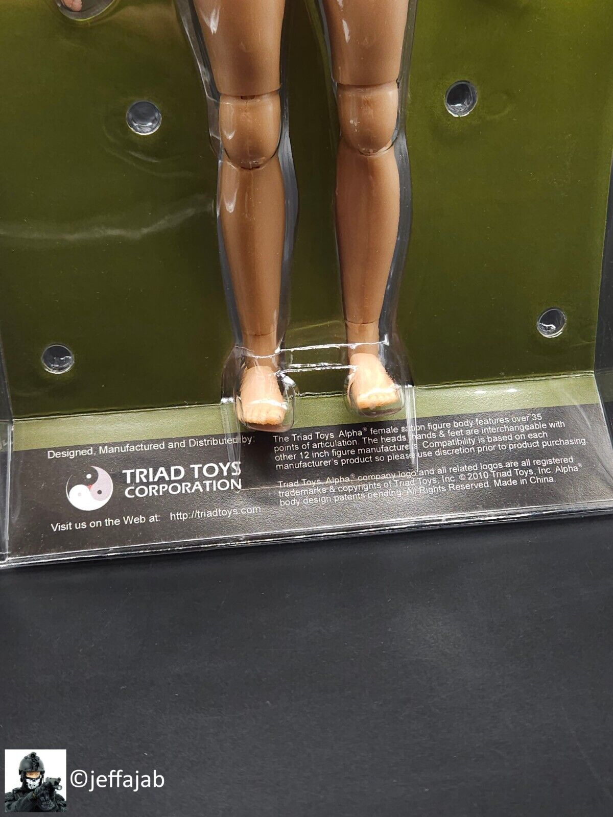 1:6 Triad Toys Caucasian Alpha Headless Large Bust Female Body for 12" Figures