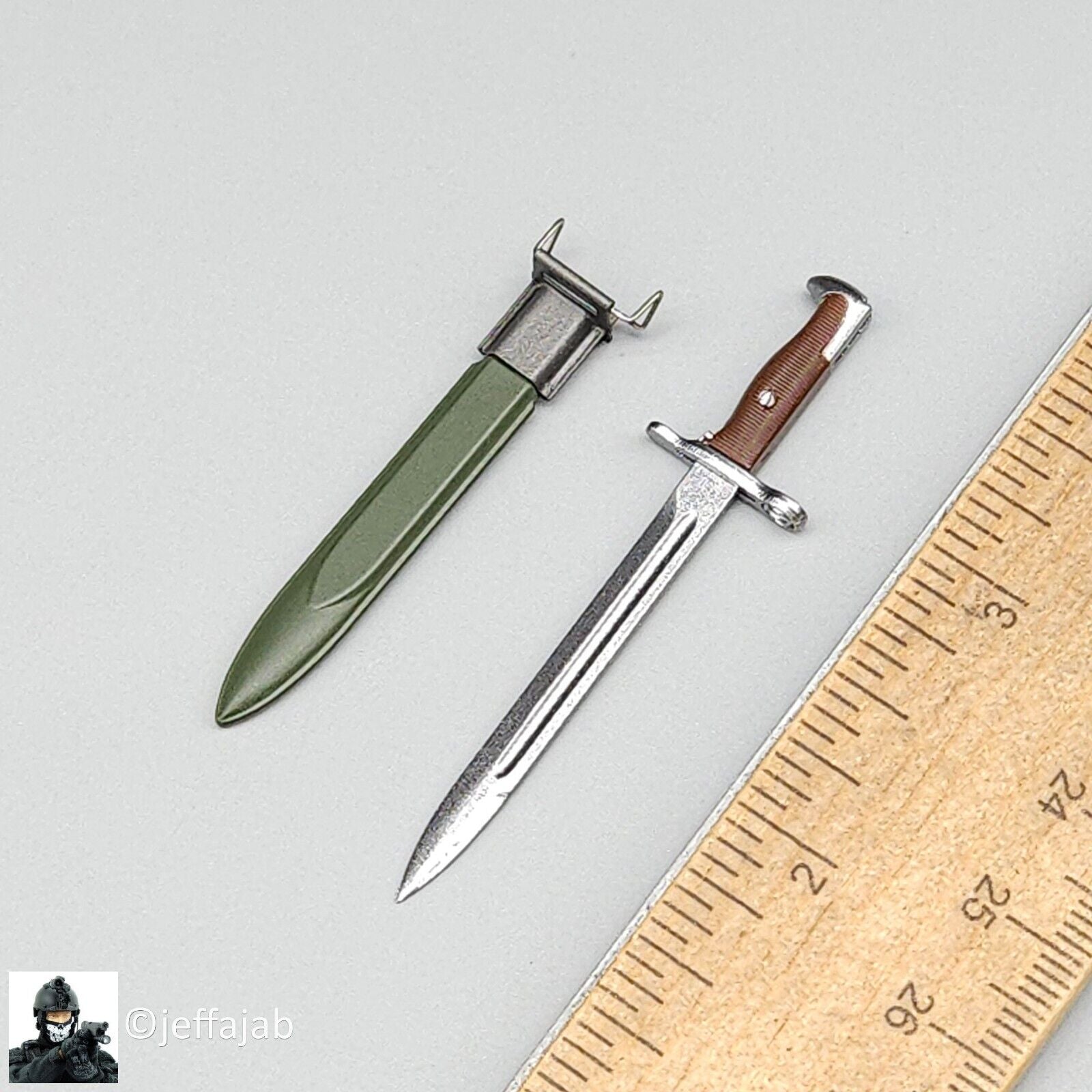 1:6 scale Soldier Story WWII US 101st Airborne Private M1 Bayonet Knife & Sheath