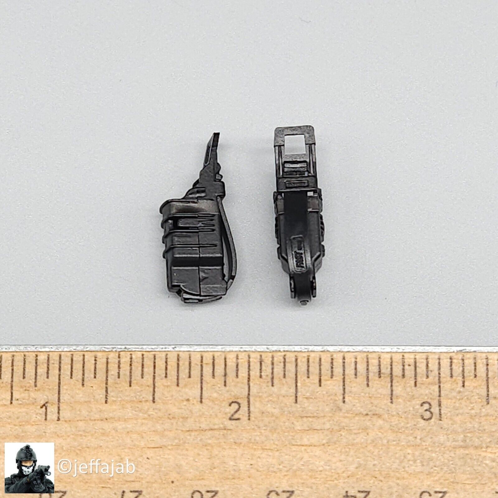 1:6 Easy & Simple Russian Special Operations Force SSO Black Pistol Mag Pouch x2