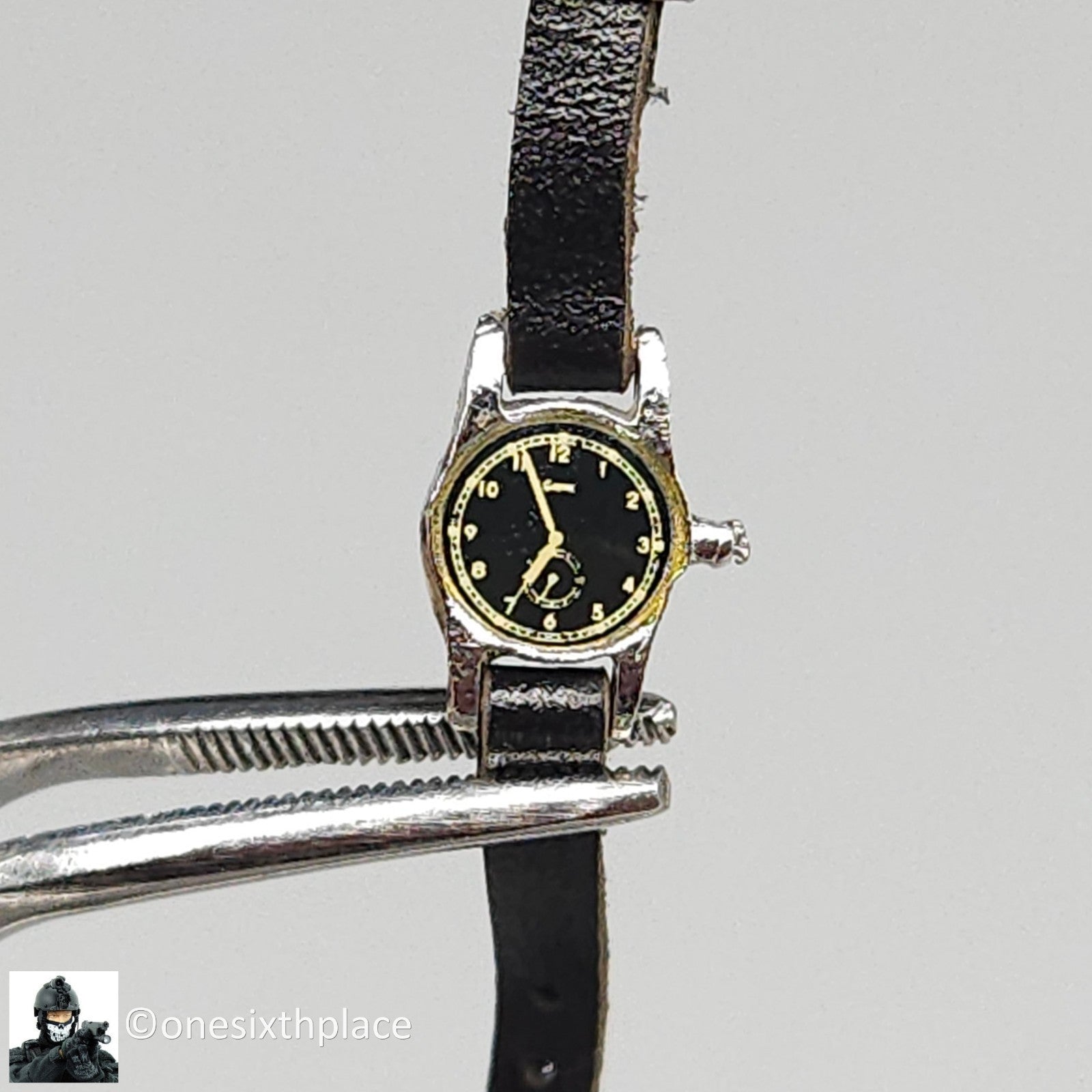 1:6 scale DiD WWII US 2nd Ranger Battalion Medic Wade Wrist Watch for 12" Figure