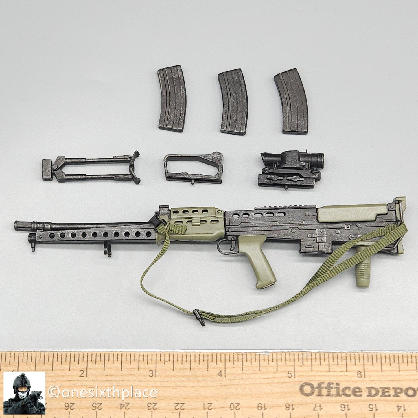1:6 scale Dragon Aaron British SA80 L86 LSW Machine Gun for 12" Figures