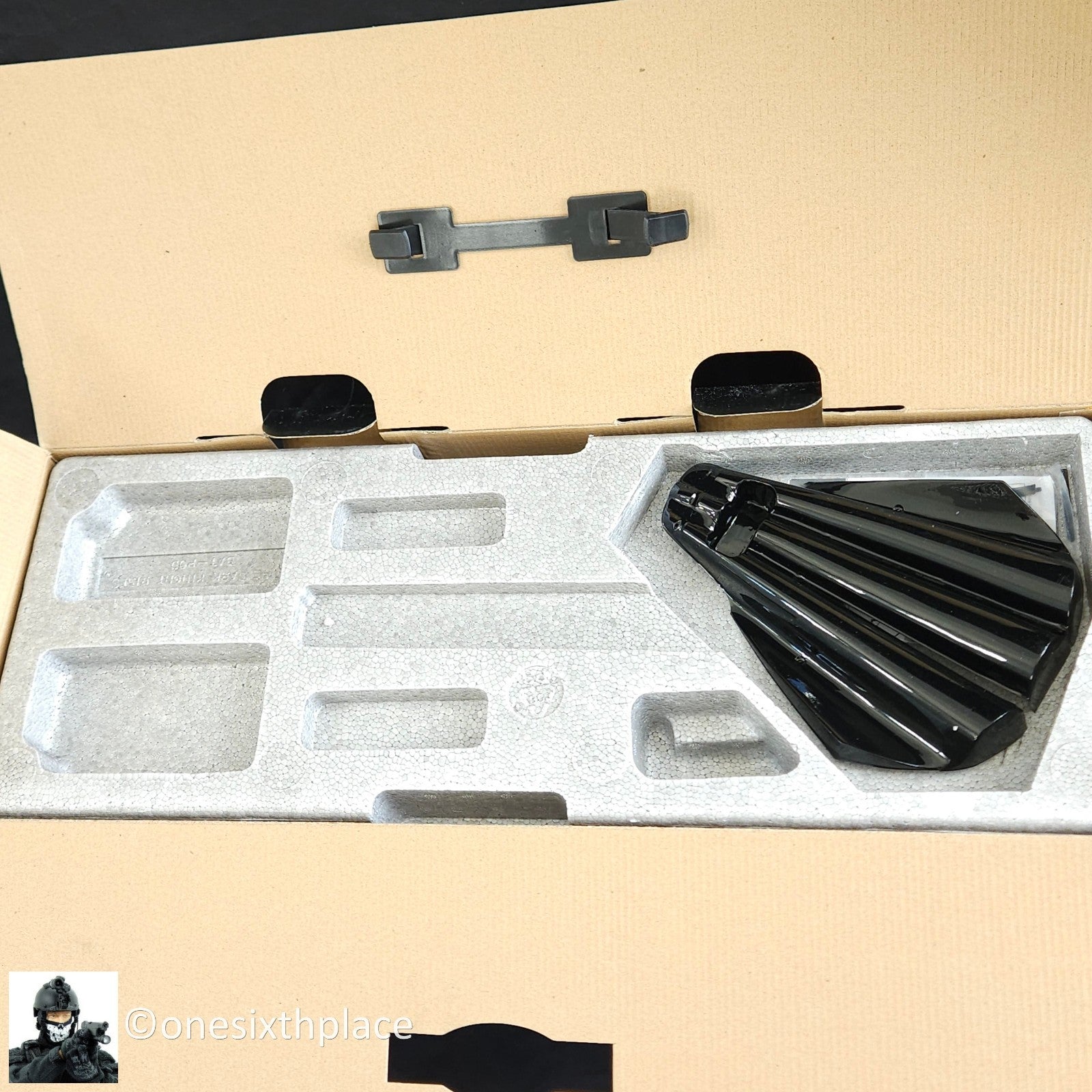 1:6 scale Hot Toys Pat Pod (The Dark Knight Rises) for 12" Figures MMS177