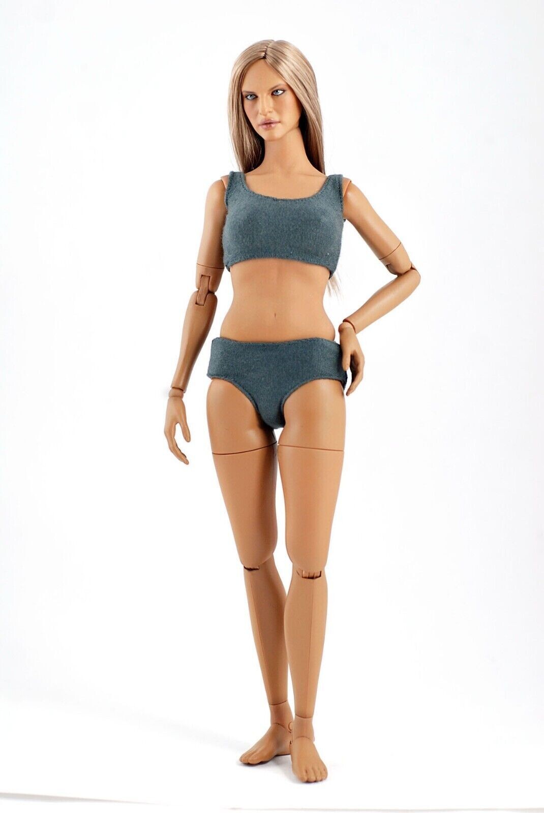 1:6 Hot Toys TrueType Cuban American Female Wrist Pegs for 12" Figures