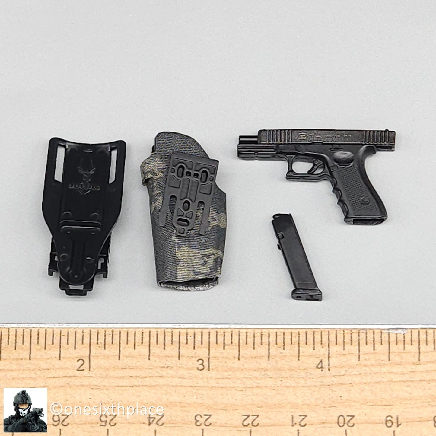 1:6 scale Easy & Simple Coalition Forces SAS Special Pistol w/ MCB Holster