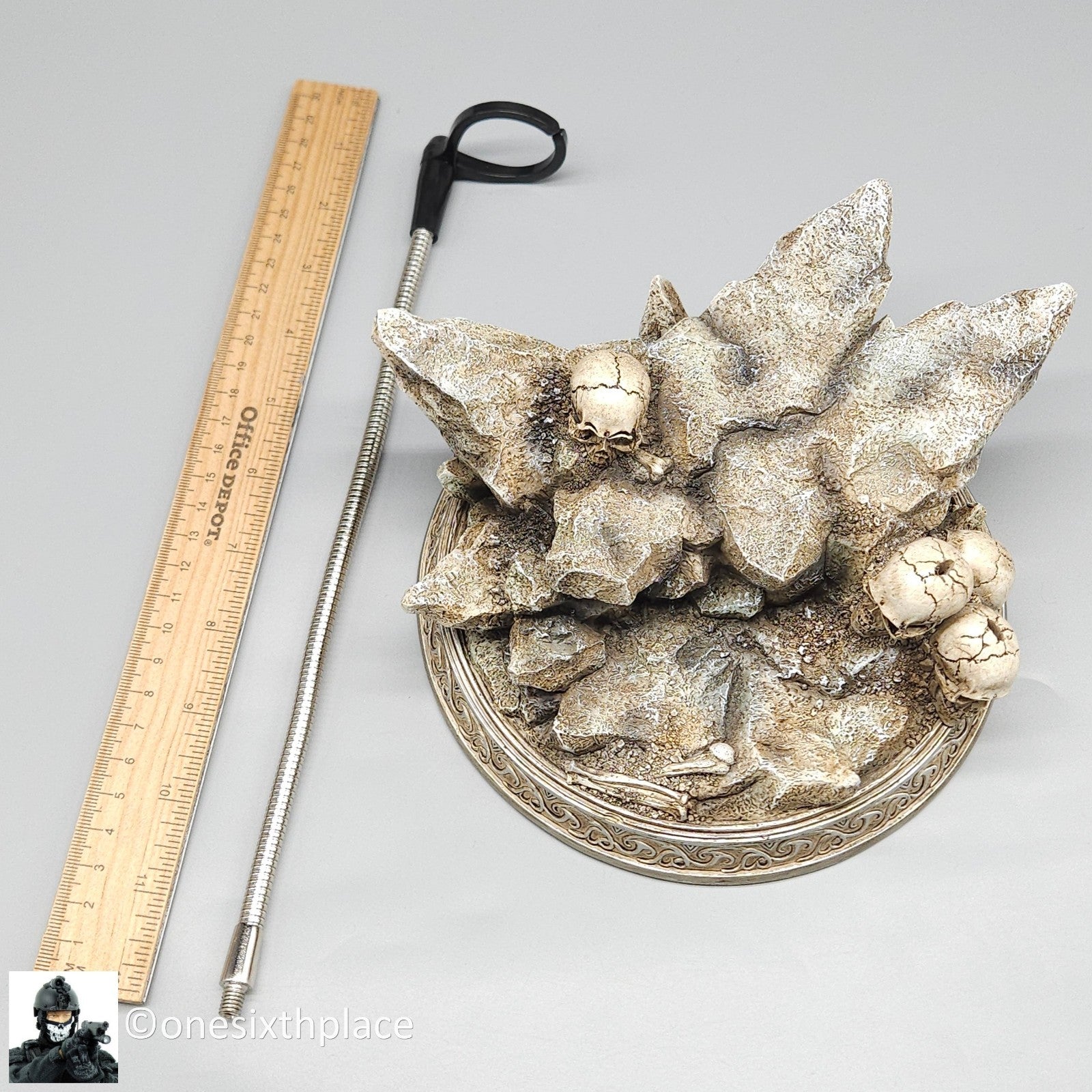 1:6 TBLeague PL2022-202B Hell’s Messenger Silver Display Stand for 12" Figures