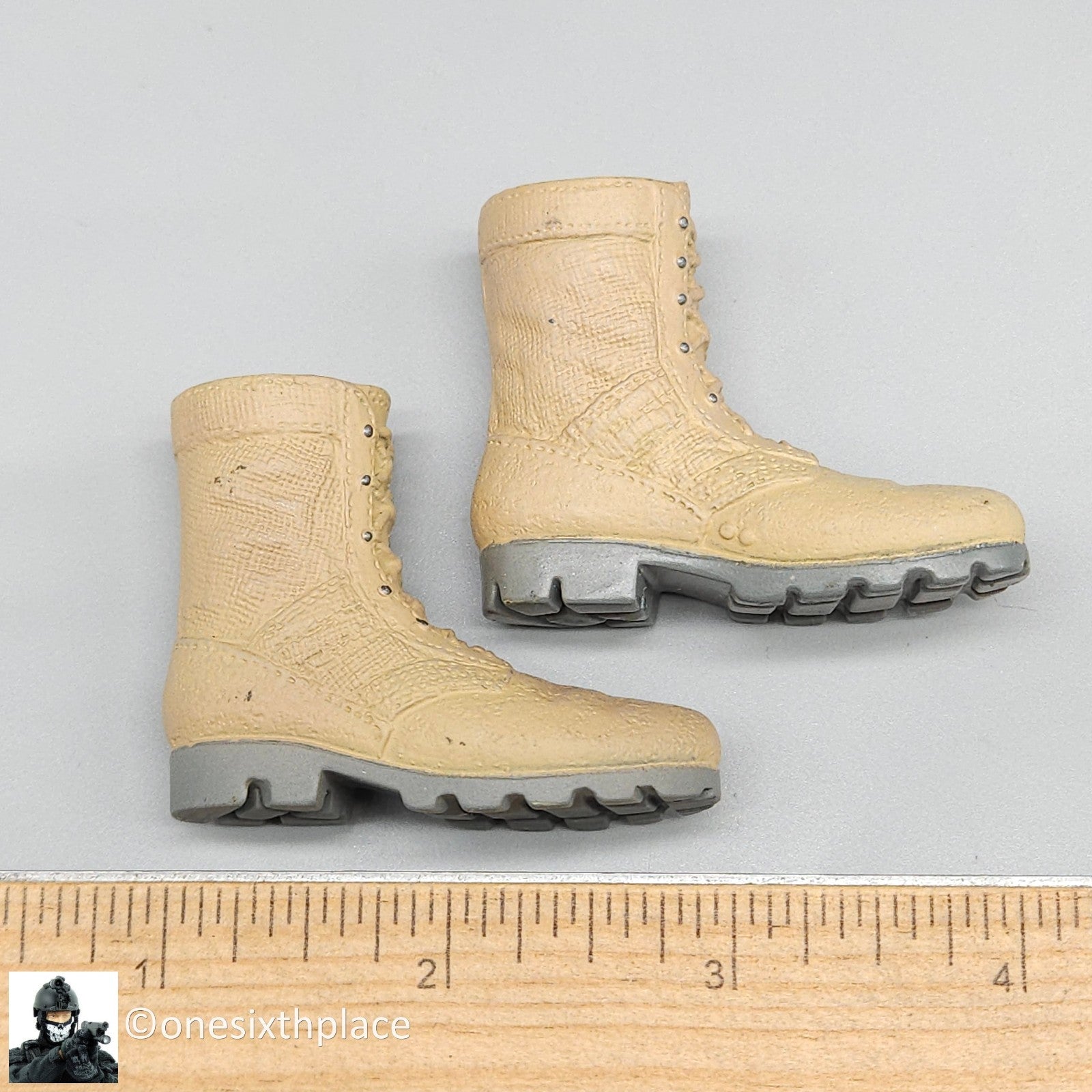 1:6 scale Dragon USMC Curtis Desert Combat Boots (Foot Type) for 12" Figures