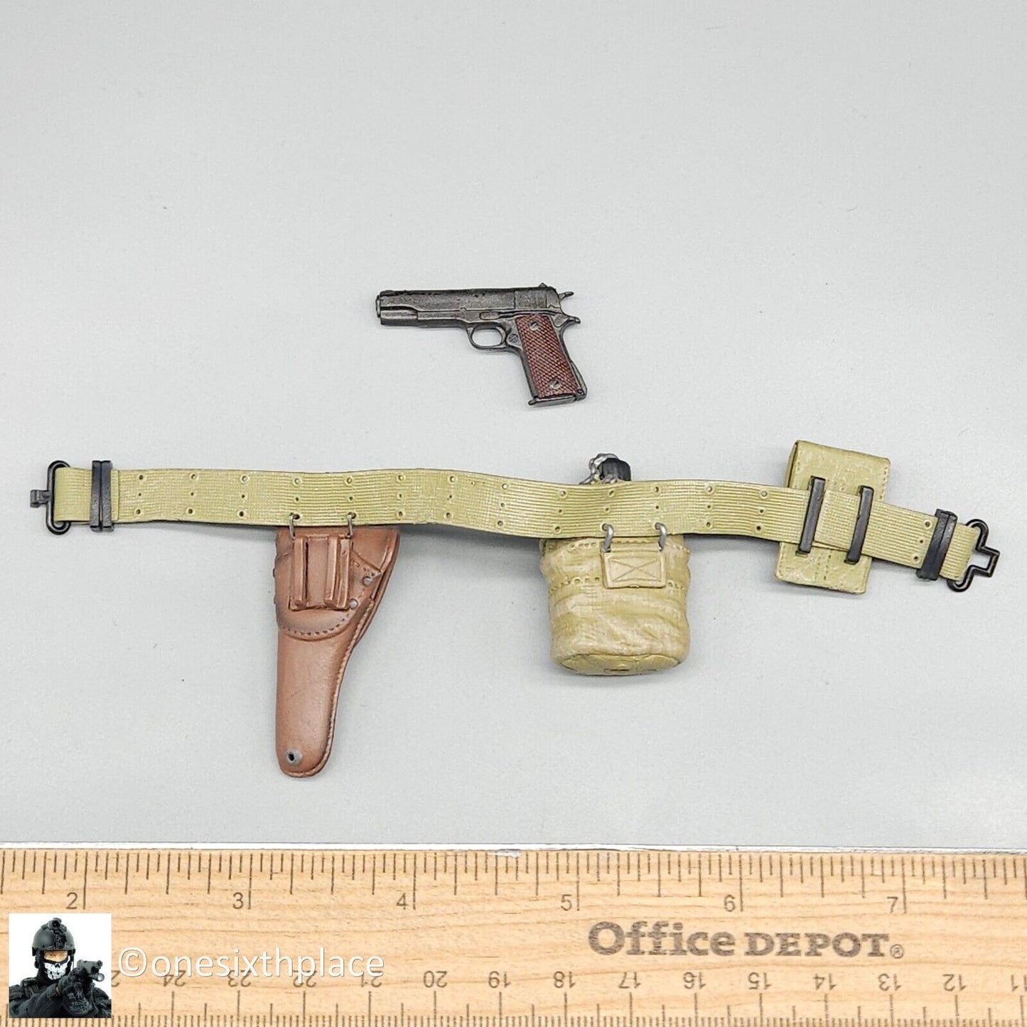 1:6 Dragon WWII USMC Belt w/ 1911 Pistol Canteen Ammo Pouch for 12" Figures