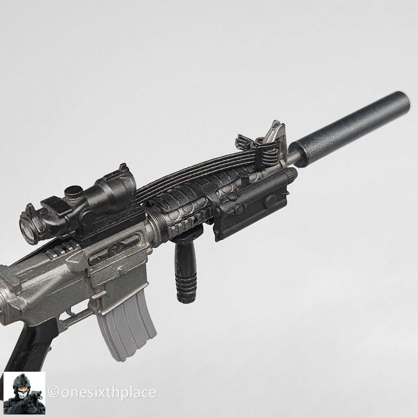 1:6 scale Dragon M4 Rifle w/ ACOG & Silencer for 12" Figures
