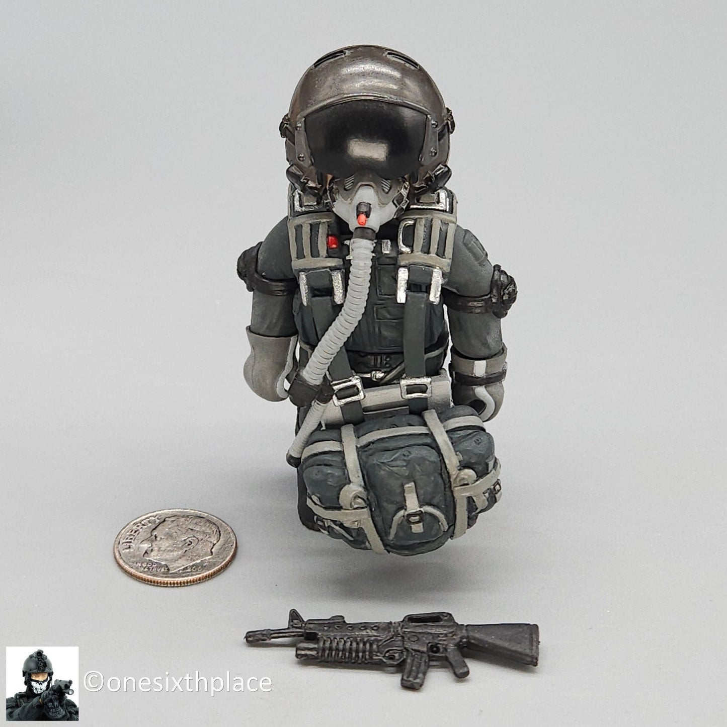 1:6 scale Hot Toys Mini HALO KOOBO Collectible Figurine
