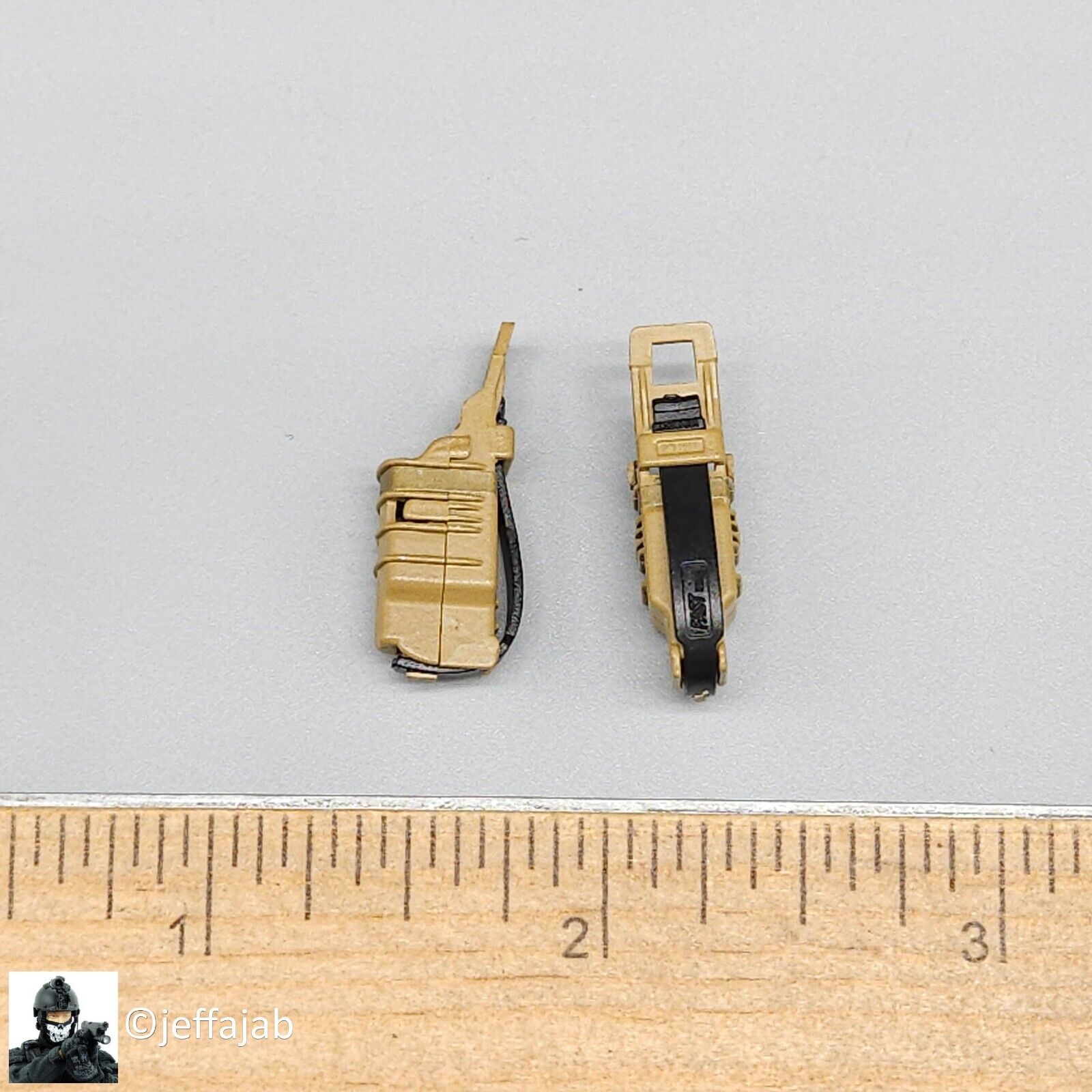 1:6 Easy & Simple Russian FSB Spetsnaz ALPHA Tan Pistol Fast Mag Ammo Pouch (x2)