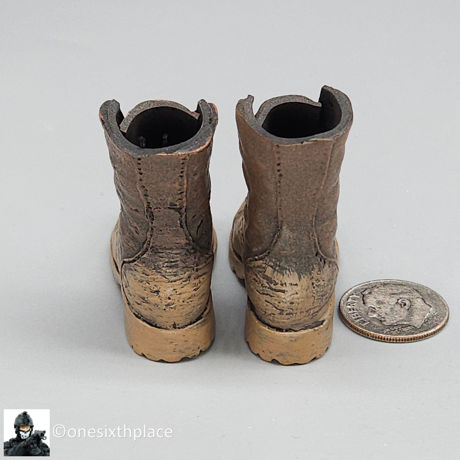 1:6 scale Brown Weathered Combat Boots w/ Laces (Foot Type) for 12" Figures