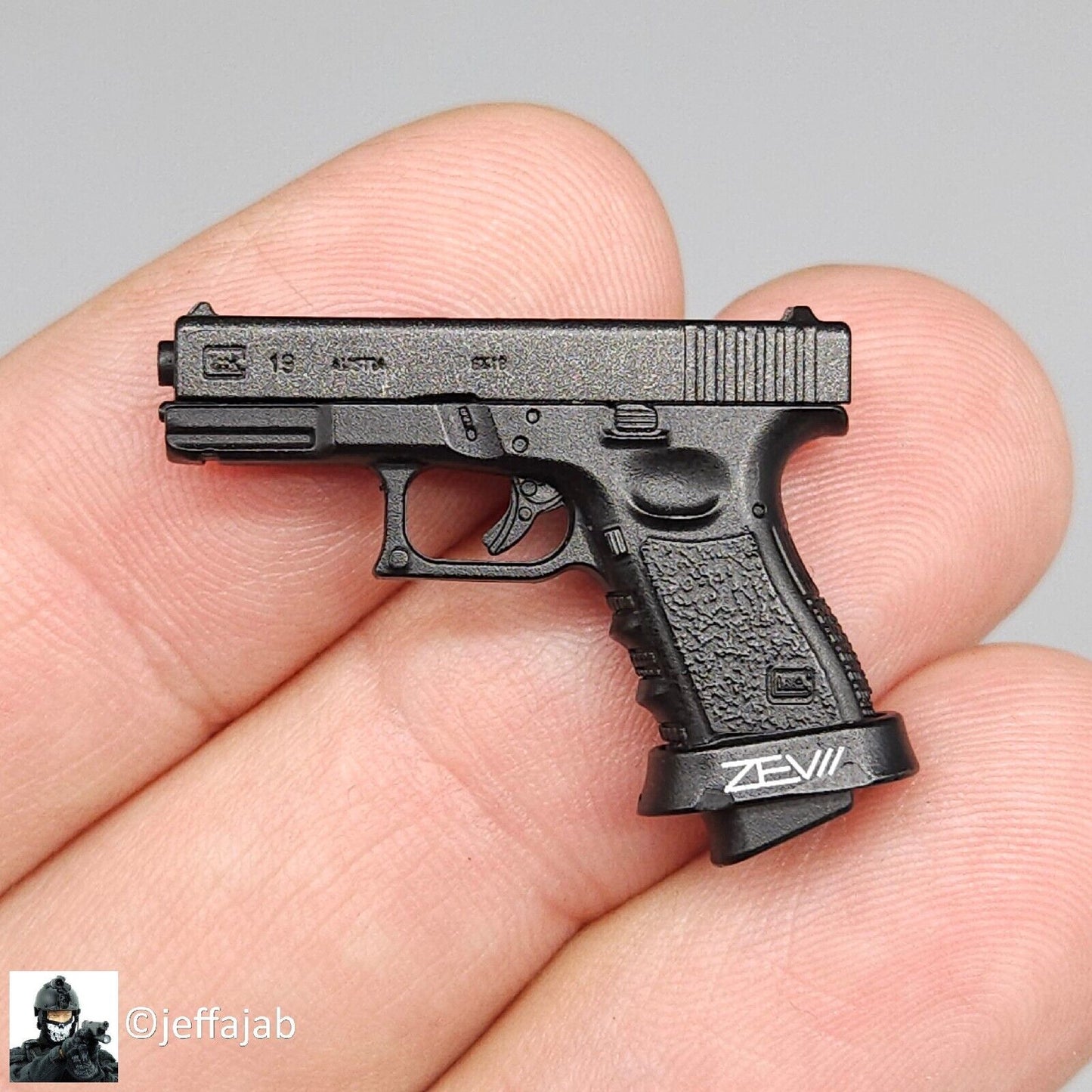 1:6 Easy & Simple Quick Response Force G19 Pistol & Multicam Holster SPECIAL VER