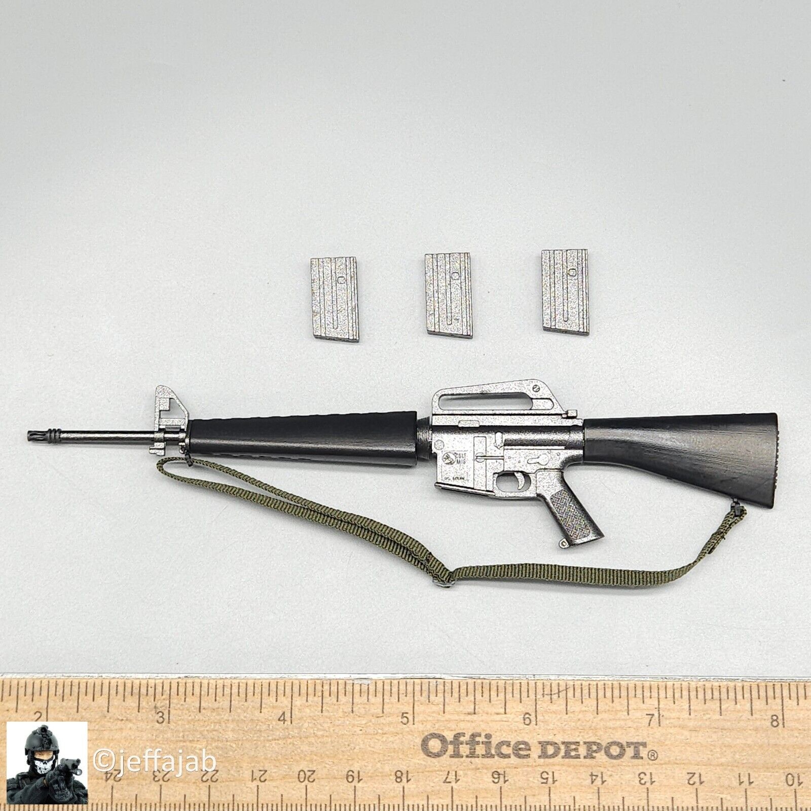 1:6 scale QO Toys Vietnam 101st Airborne Hamburger Hill M16 Rifle w/ Sling