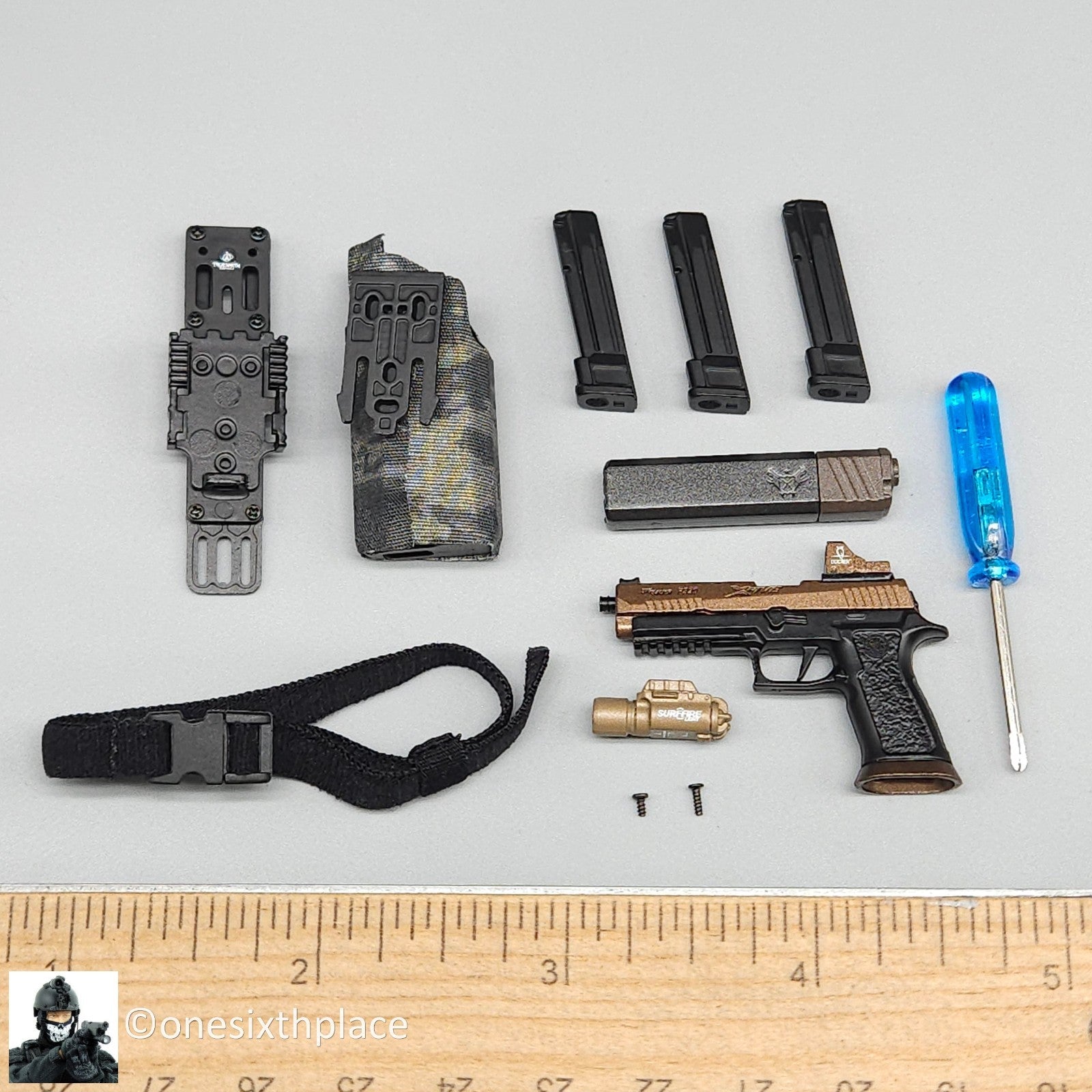 1:6 Easy & Simple HRT Minuteman ShotShow 2025 Pistol w/ Holster for 12" Figures