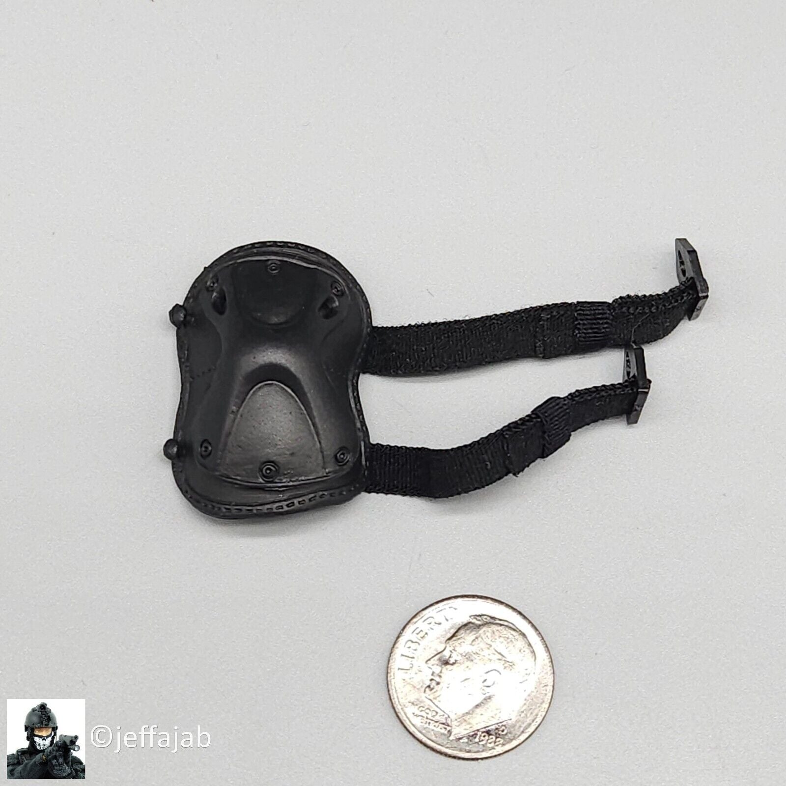 1:6 KSToys Doomsday Guardian Black Knee Pad (x1) for 12" Figures