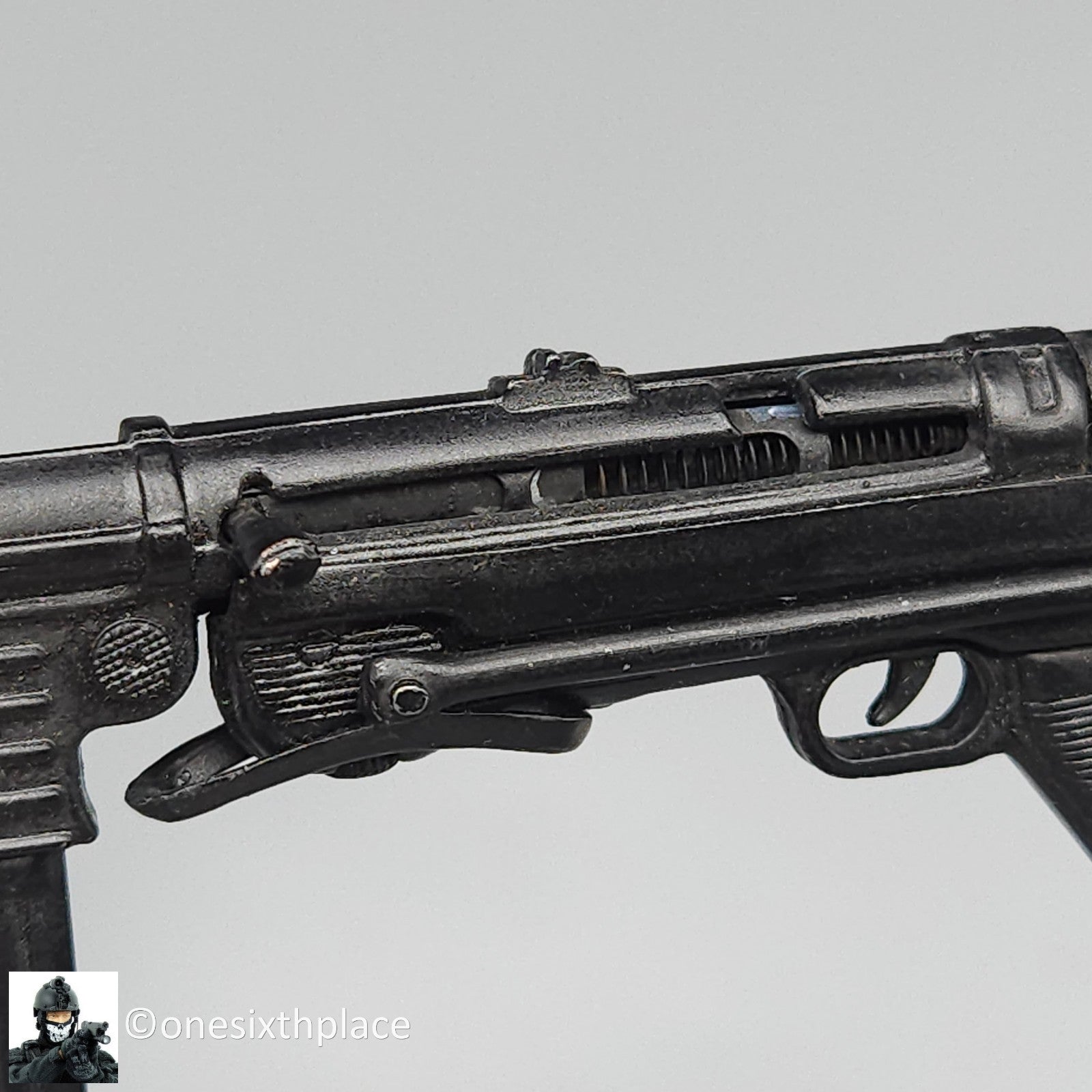 1:6 scale DiD WWII German Metal MP40 Submachine Gun for 12" Figures