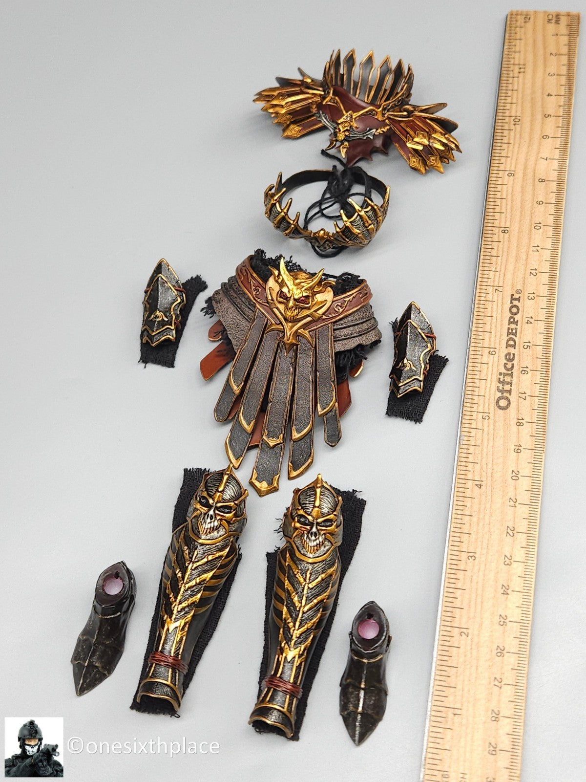 1:6 TBLeague PL2022-202A Hell’s Messenger Golden Female Armor Set for 12" Figure