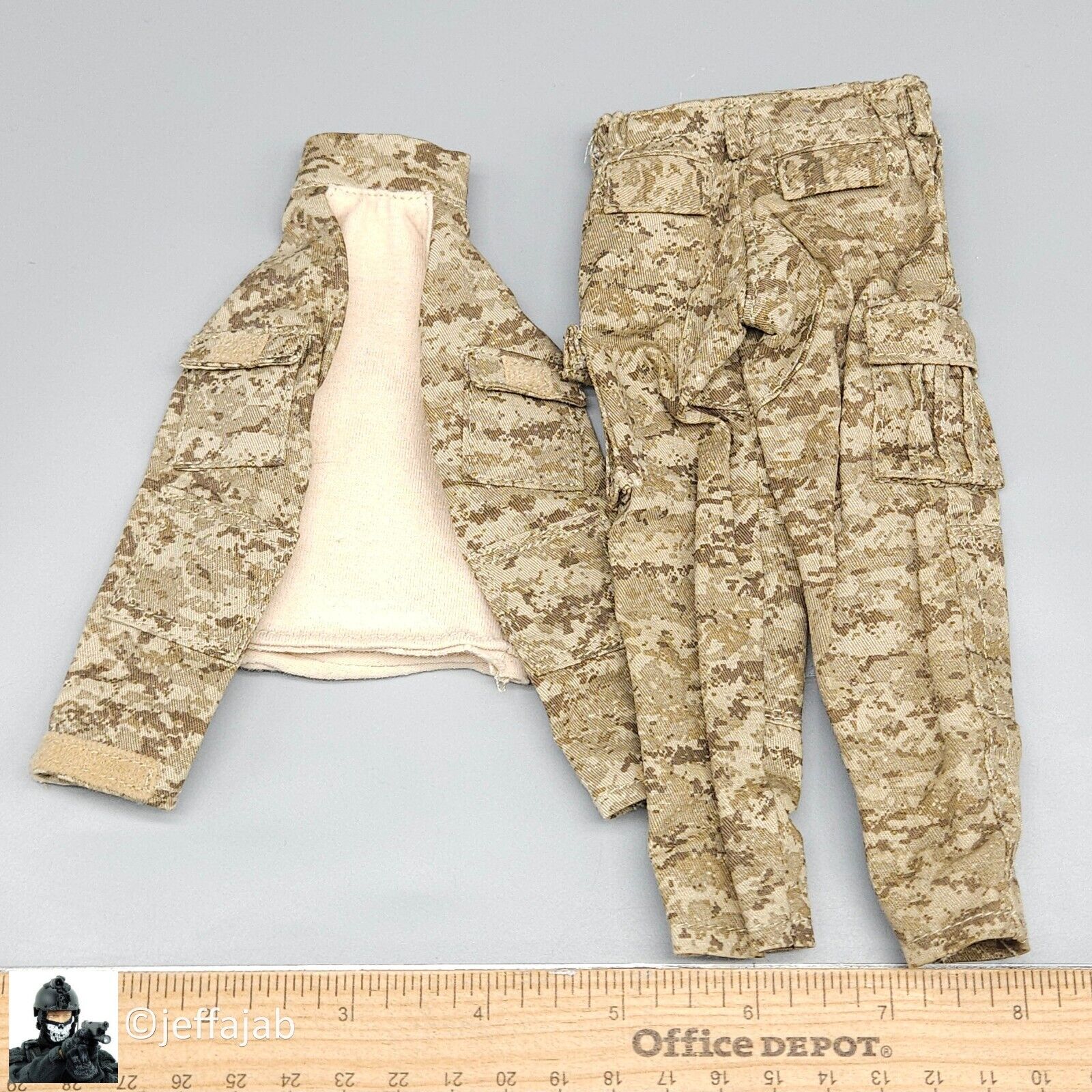 1:6 scale Soldier Story USMC FROG Desert MARPAT Uniform for 12" Figures