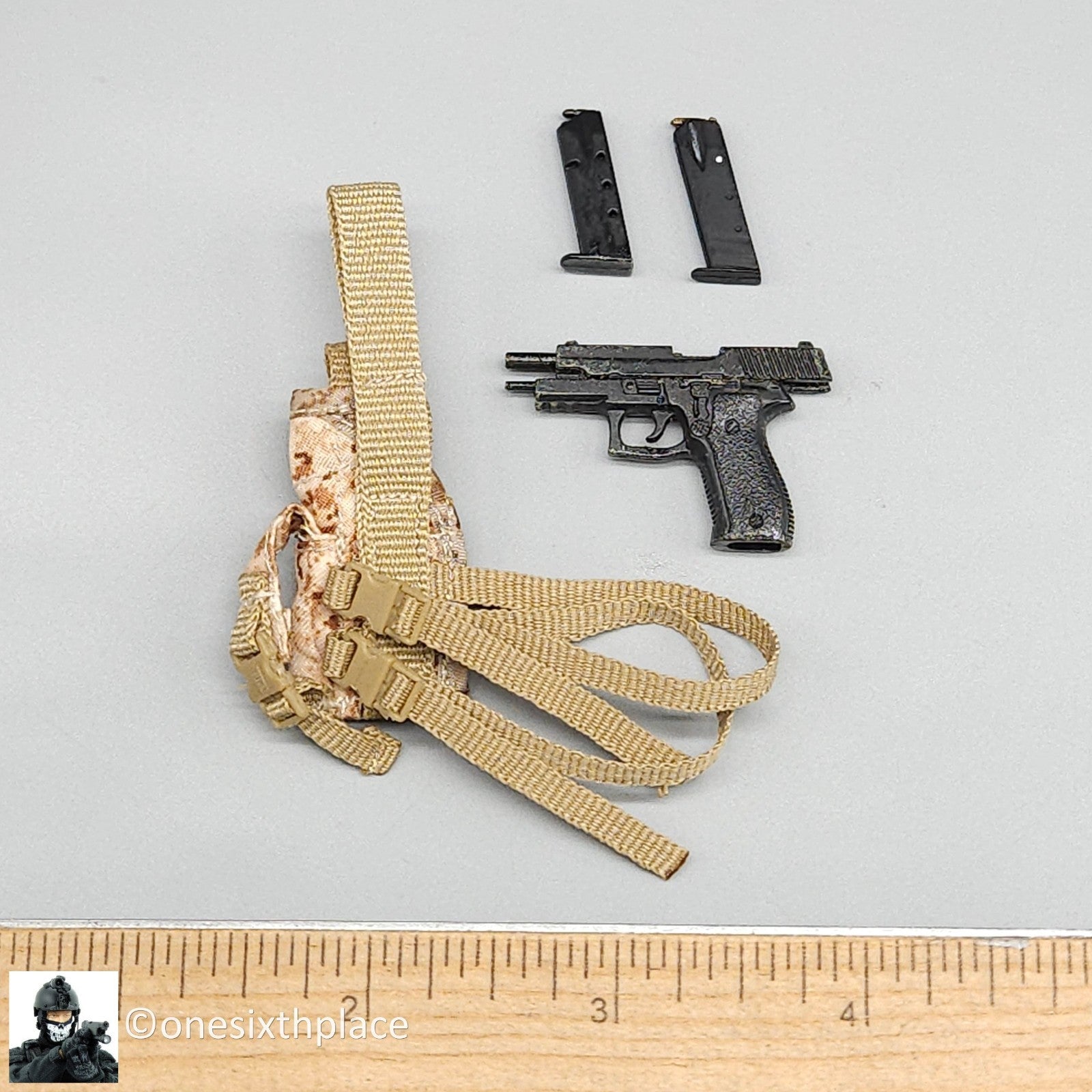 1:6 scale Very Hot Toys Sig P226 Pistol w/ AOR1 Holster for 12" Figures
