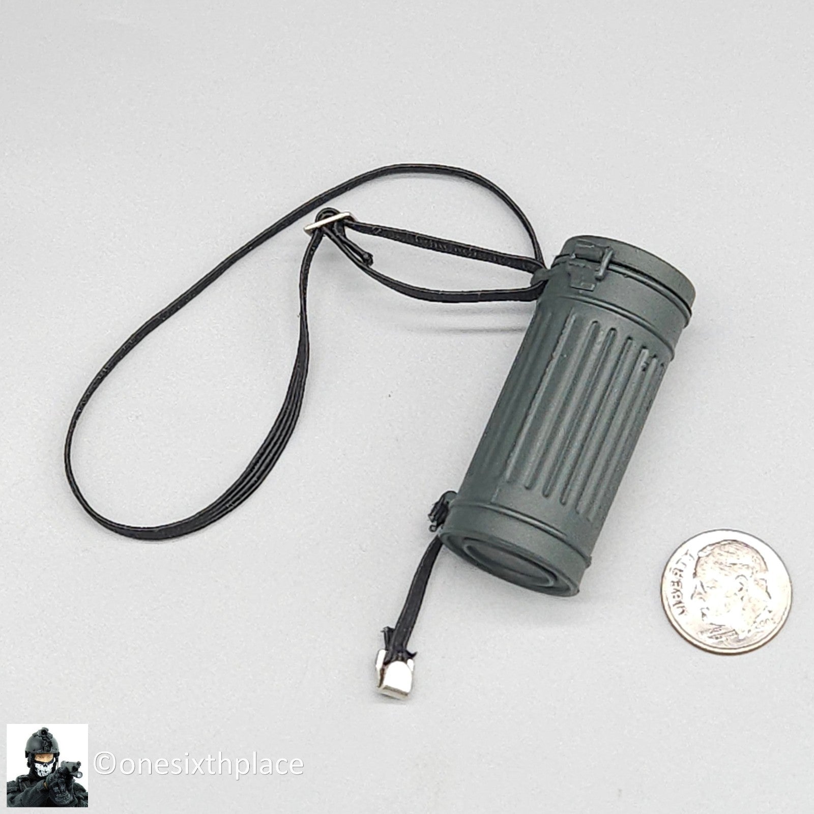 1:6 scale Dragon WWII German Heinz Gas Mask Canister (Plastic) for 12" Figures