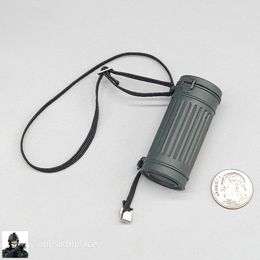 1:6 scale Dragon WWII German Heinz Gas Mask Canister (Plastic) for 12" Figures