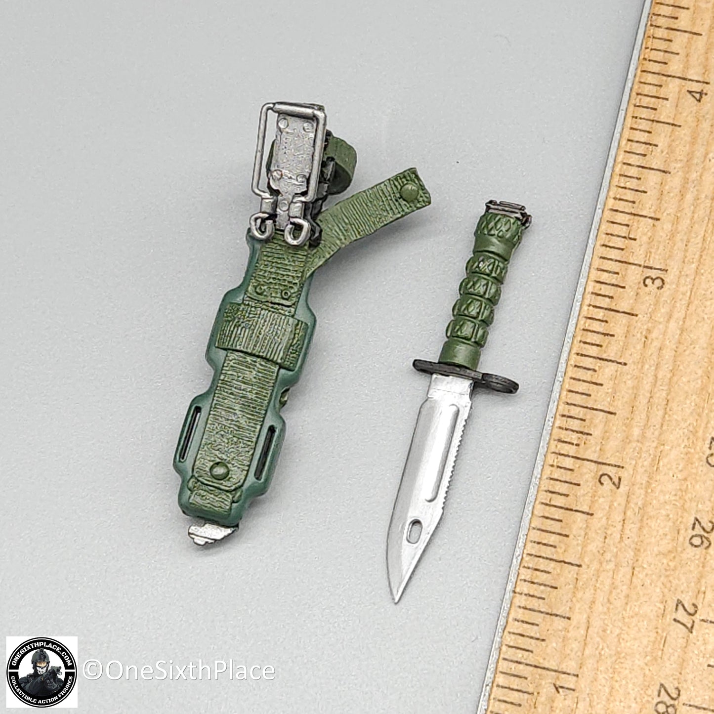 1:6 scale Dragon Modern M9 Bayonet Knife & Sheath for 12" Figures
