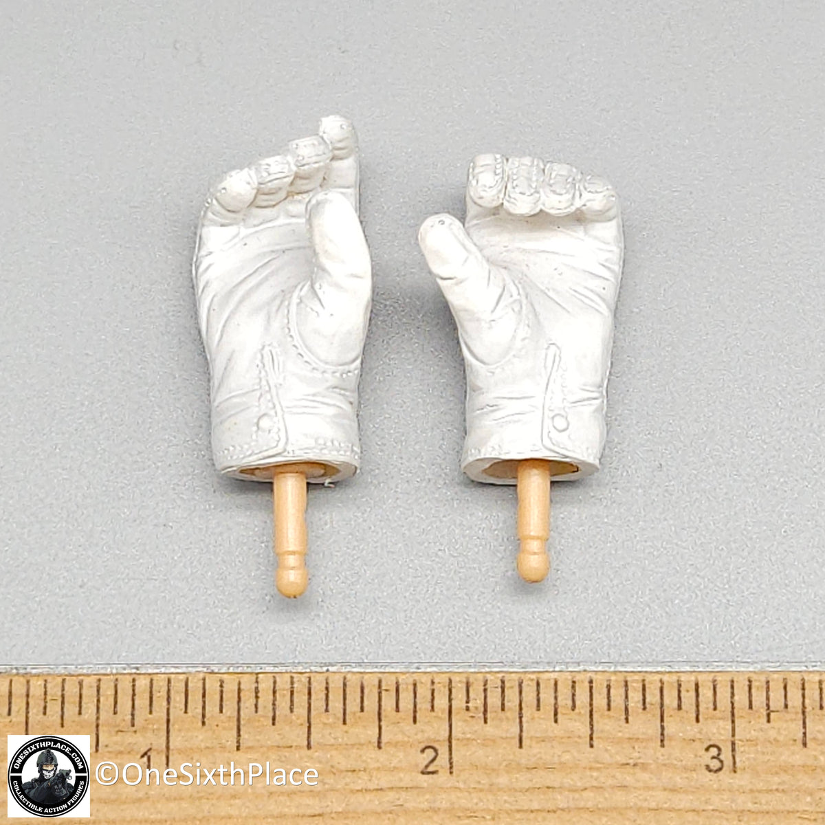 1:6 scale Dragon White Gloved Hands for 12" Figures WWII MP
