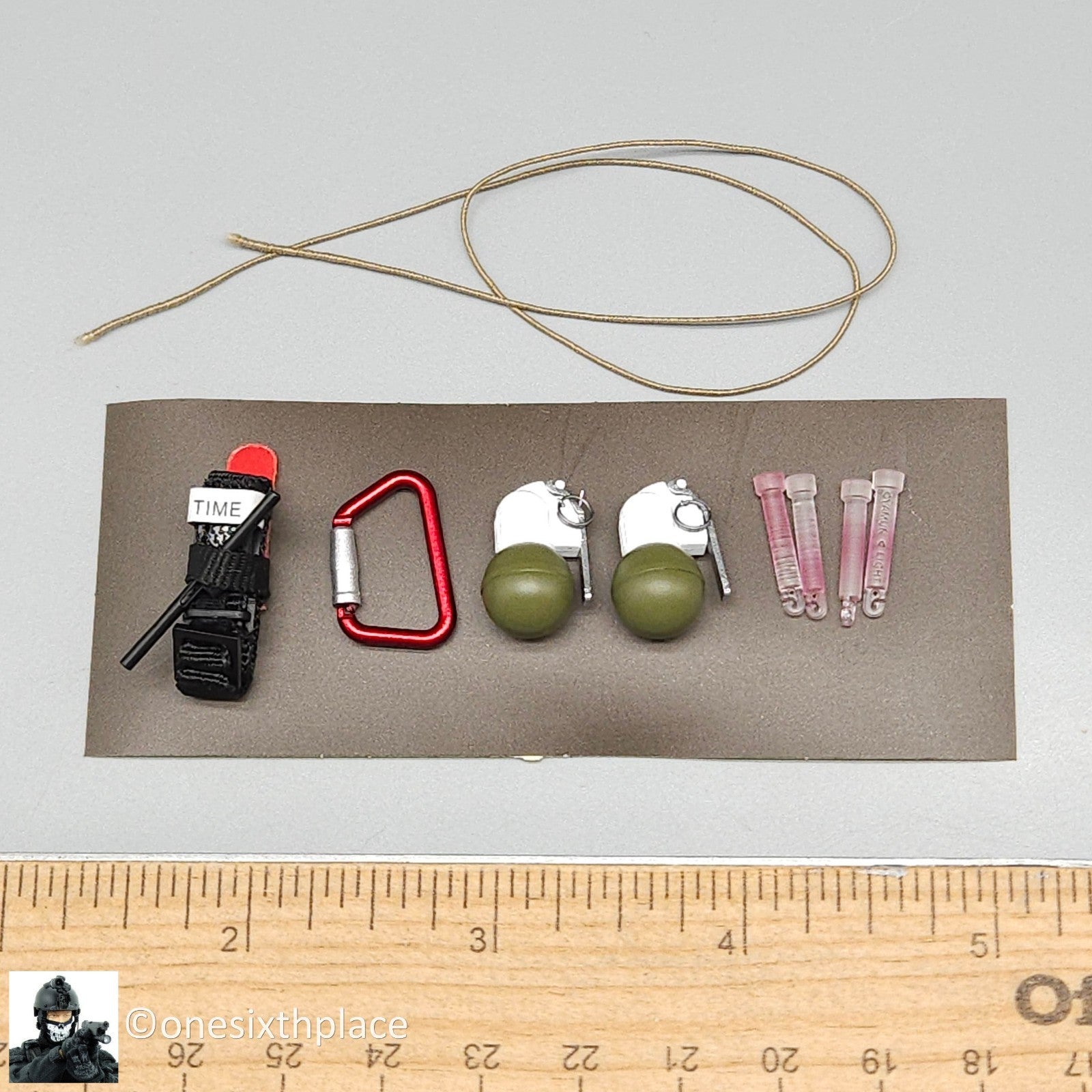 1:6 Easy Simple Russian Rapid Response Unit SOBR S Grenade Tourniquet Carabiner