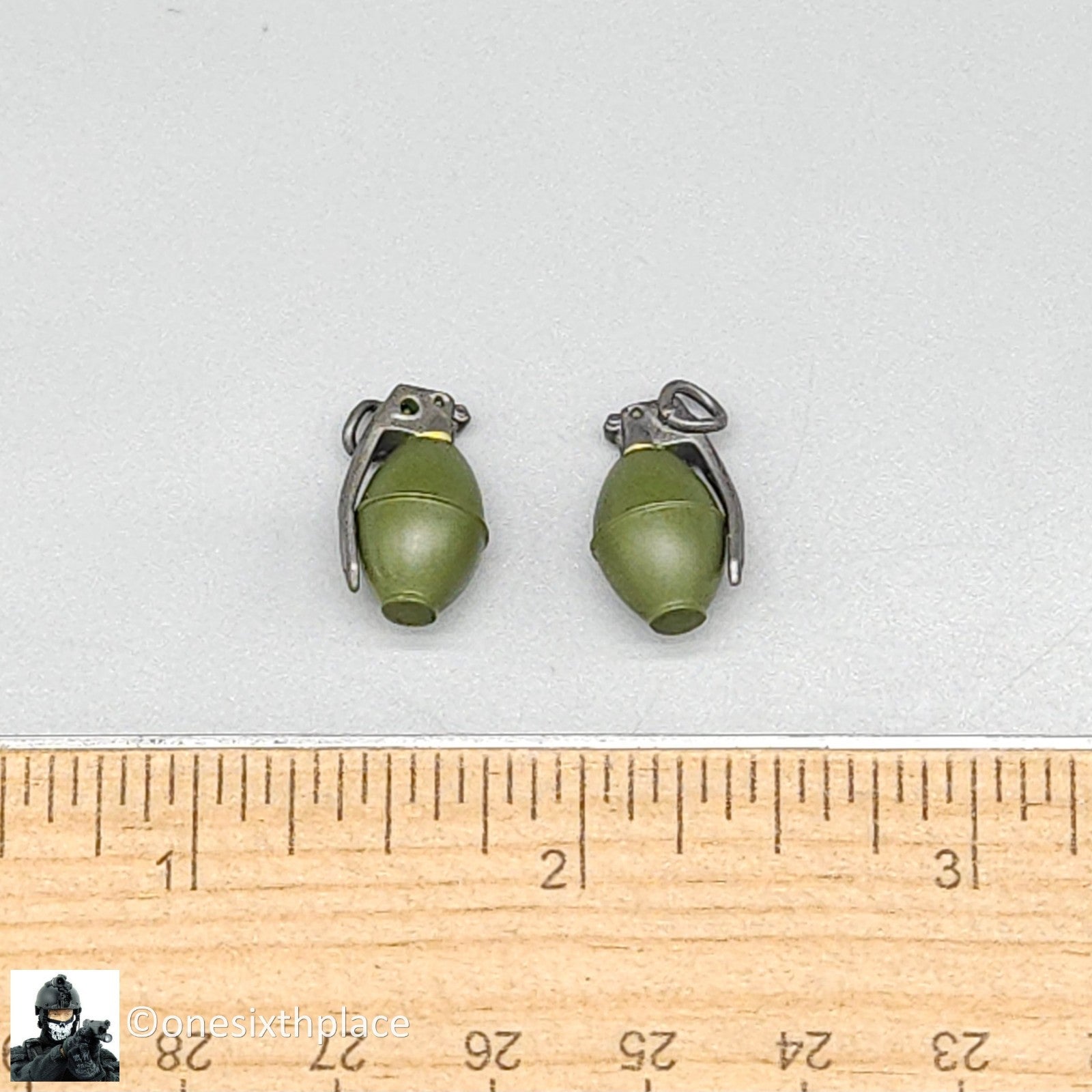 1:6 scale Dragon Vietnam SEAL Oscar M26 Grenades (x2) for 12"  Figures