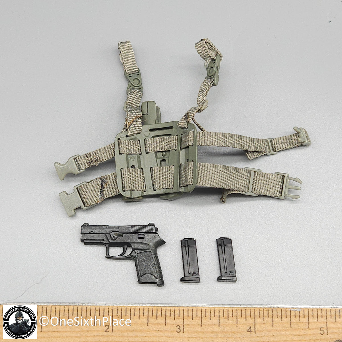 1:6 Hot Toys US Army Special Forces Sniper P250 Pistol w/ Holster for 12" Figures
