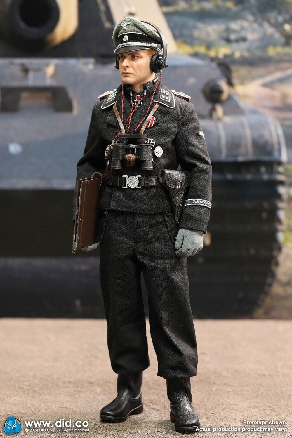 1:6 scale DiD  WWII German Panzer Tank Commander Max Wünsche 12" Figure D80176