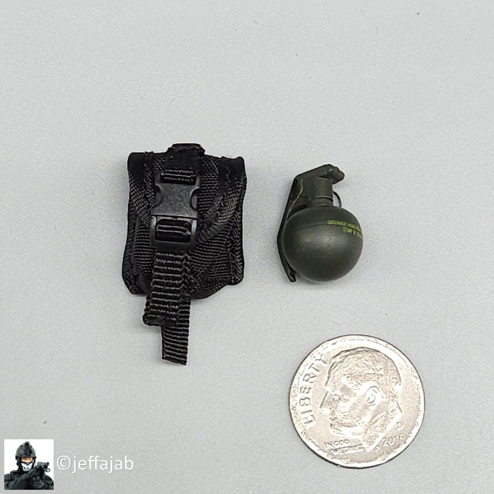 1:6 DamToys Extreme Zone Agent Hugh Laphroaig Black Grenade Pouch for 12" Figure