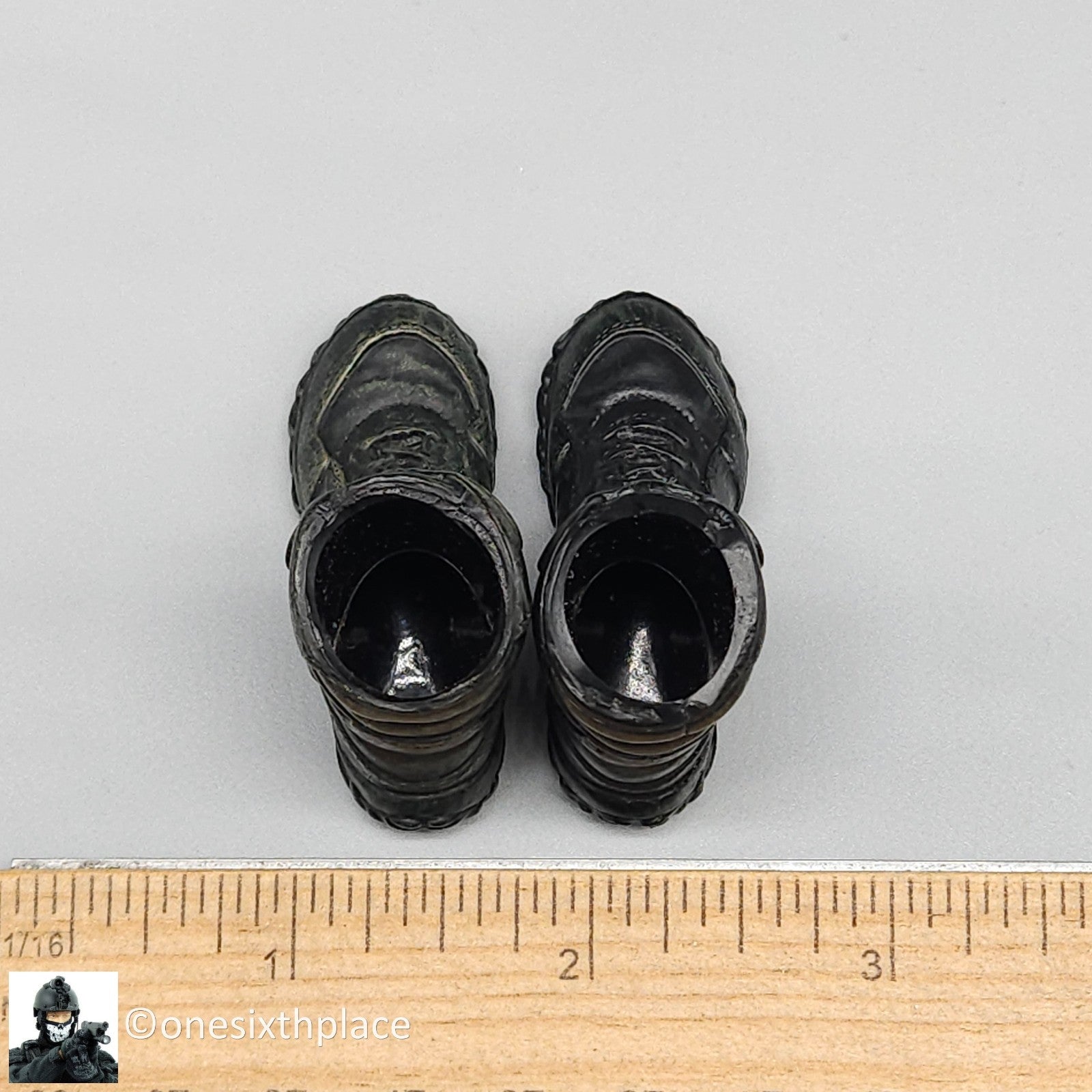 1:6 scale ExperToys Ranger Molded Black Oakley Boots (Foot Type) for 12" Figures