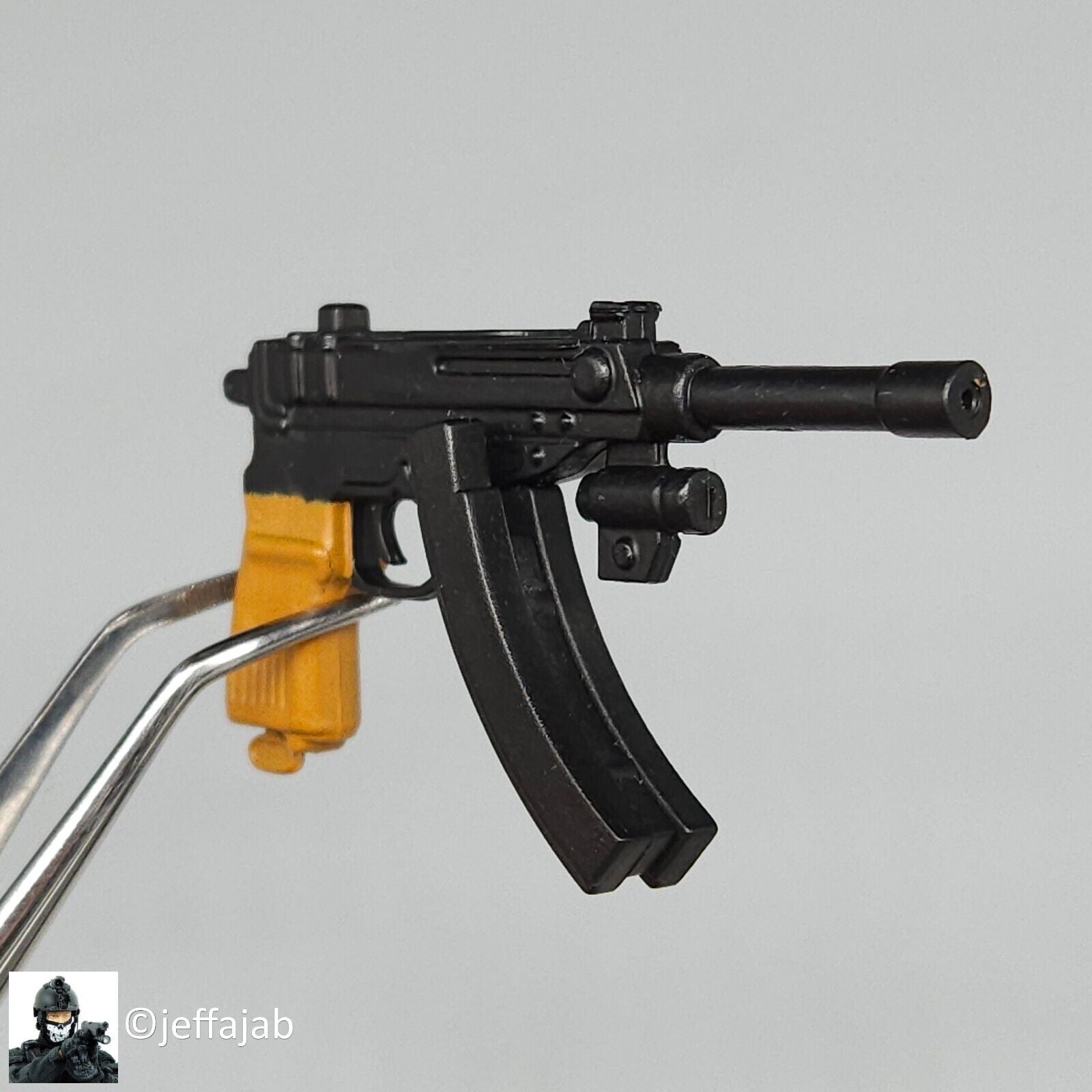 1:6 BBI Skorpion VC 61 Submachine Gun Pistol for 12" Figures