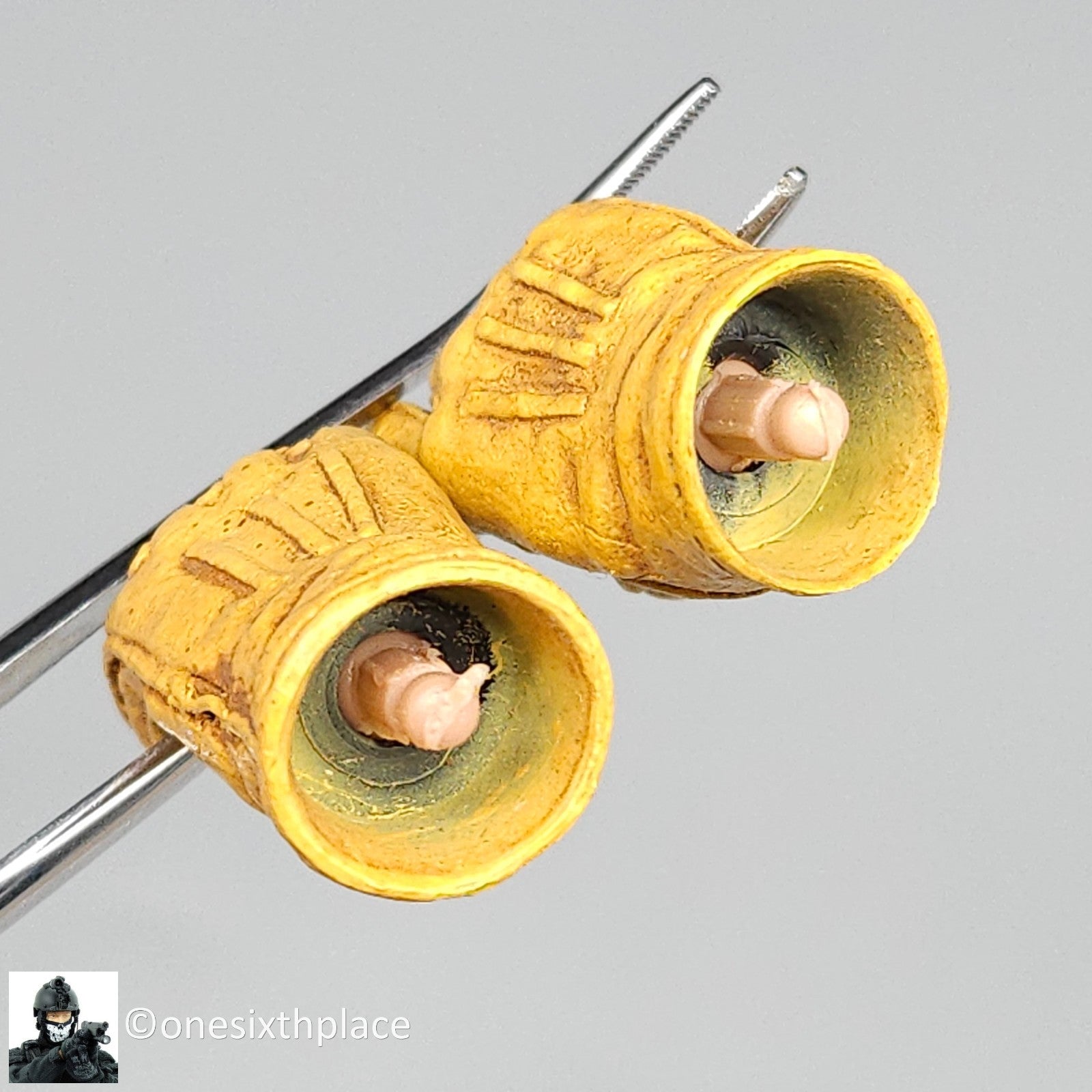 1:6 scale BBI WWII Airborne Jump Gloved Hands (G1 Wrist Pegs) for 12" Figures