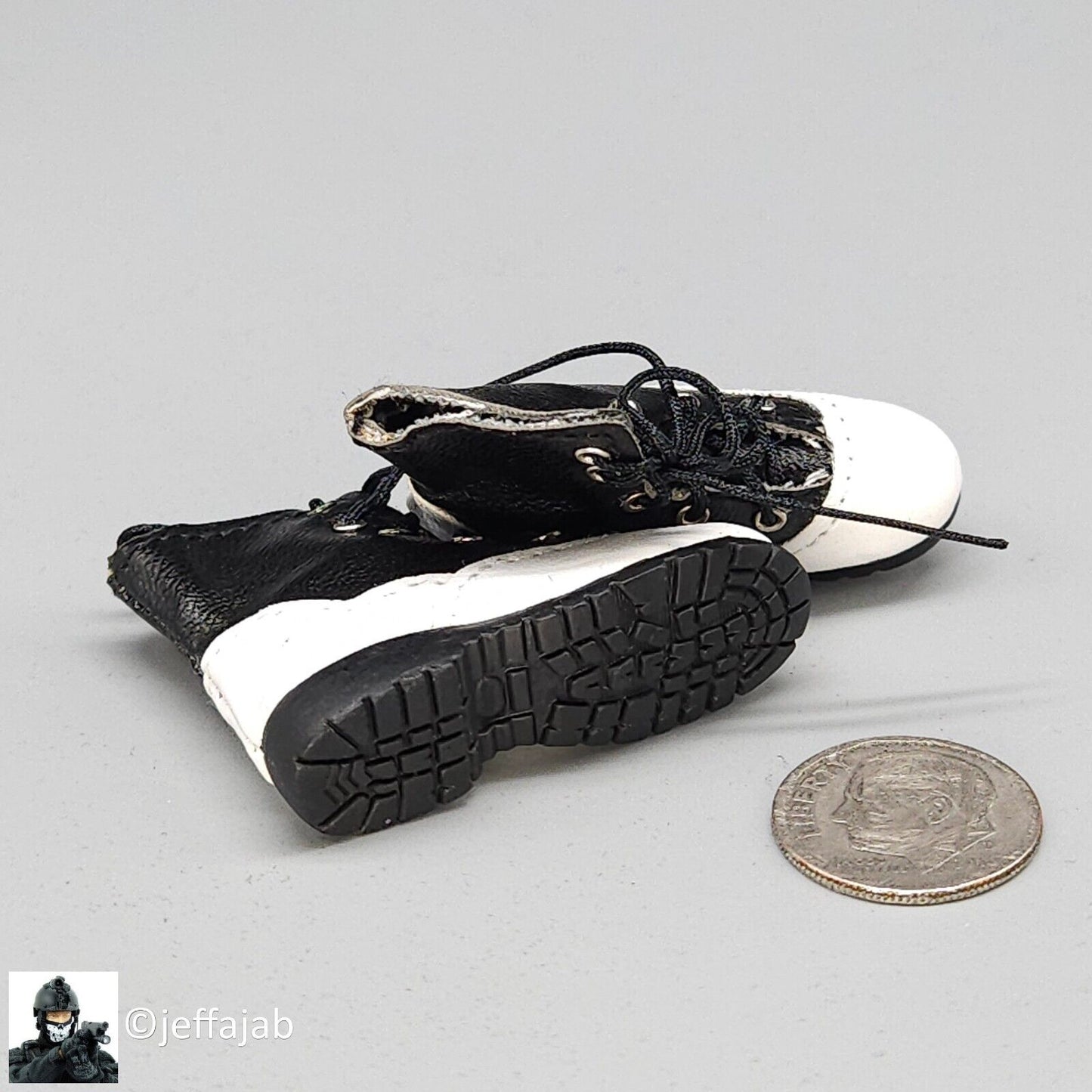 1:6 Flirty Girl Evolution Female Black Boots (Peg Type) for 12" Figures