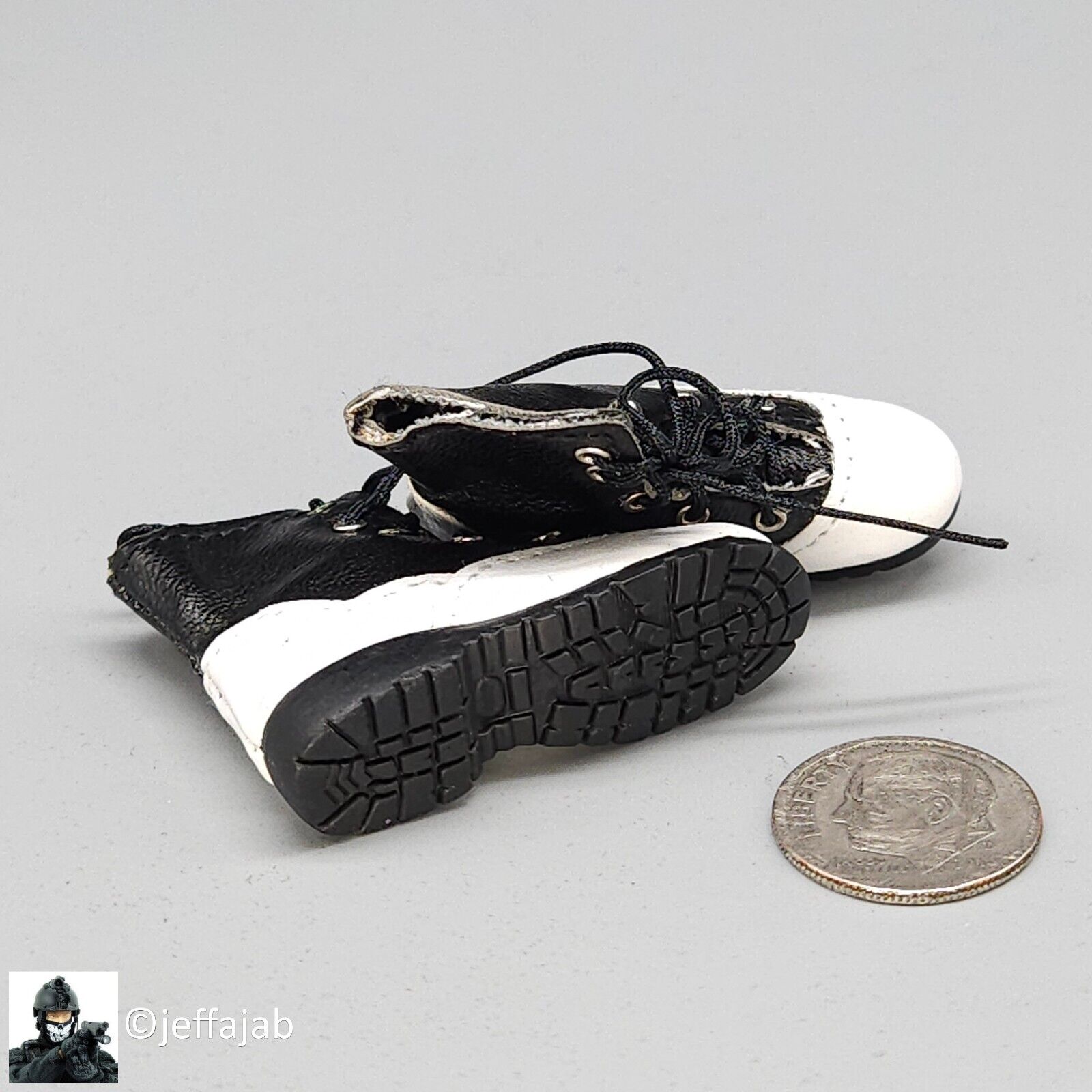 1:6 Flirty Girl Evolution Female Black Boots (Peg Type) for 12" Figures