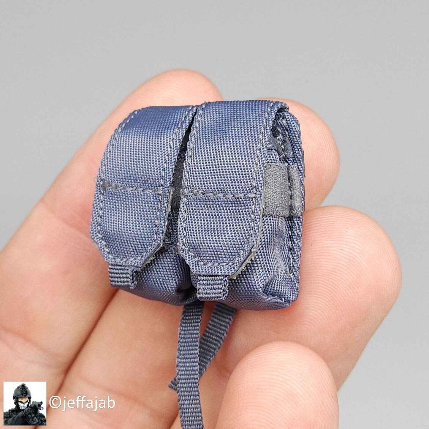 1:6 Soldier Story The Division 2 Agent Brian Johnson Gray Rifle Mag Pouch